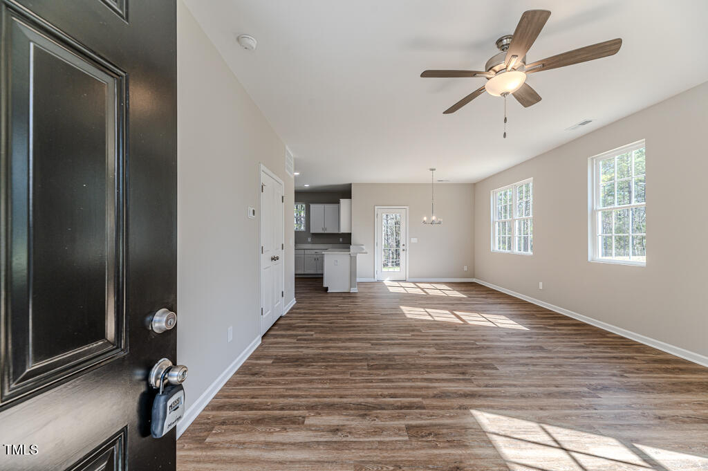 806 Roberts Road