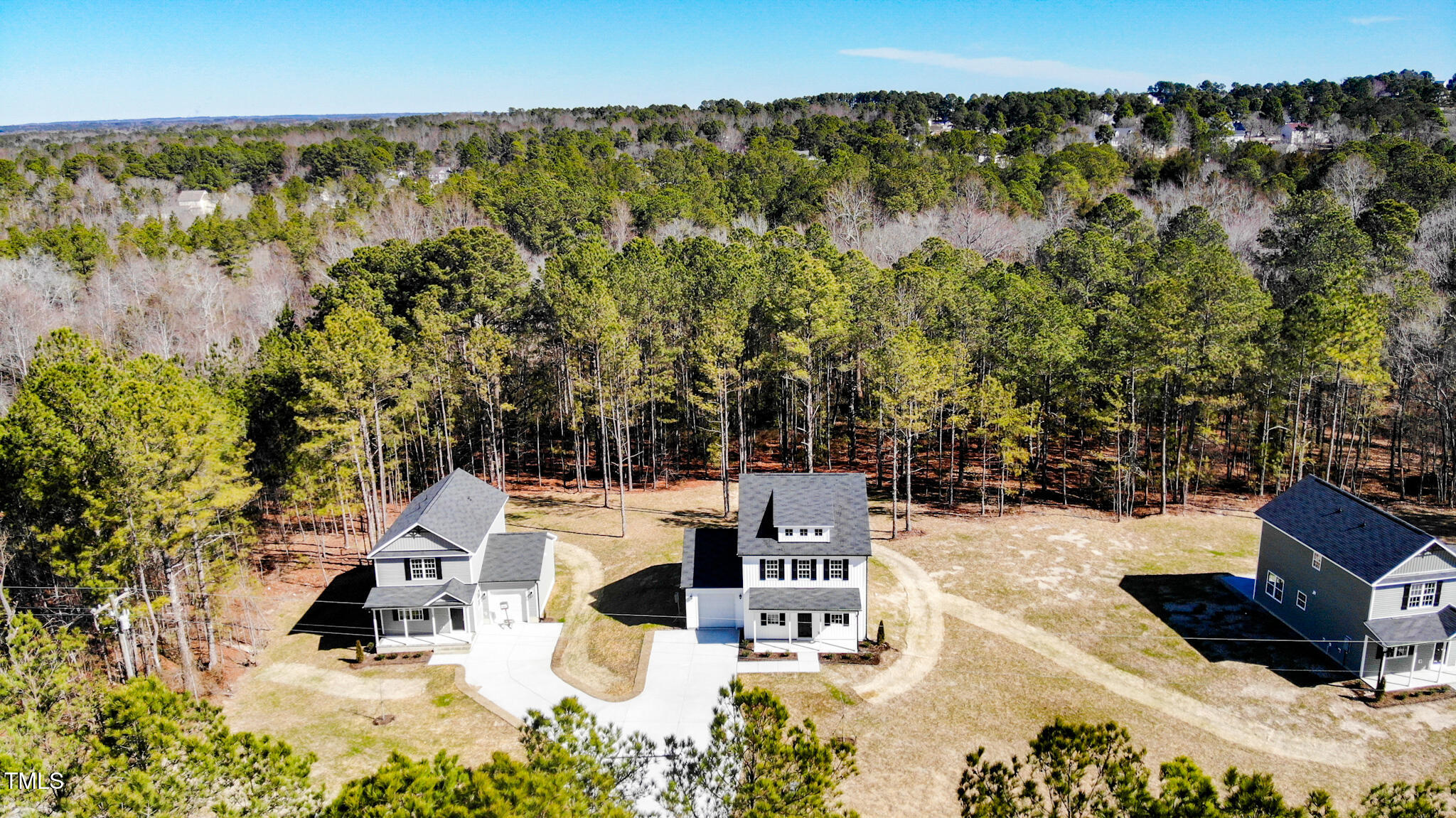 806 Roberts Road