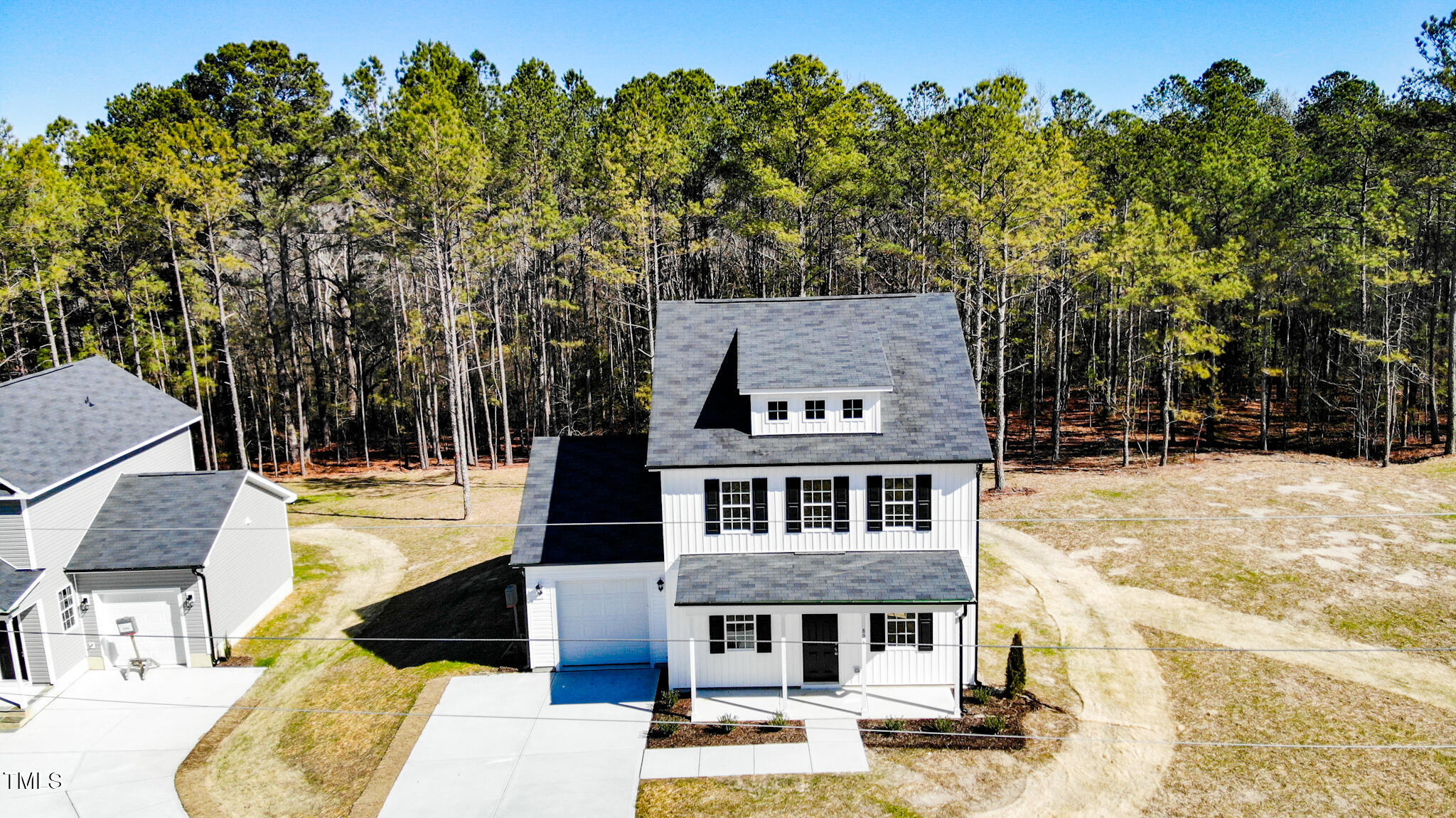 806 Roberts Road
