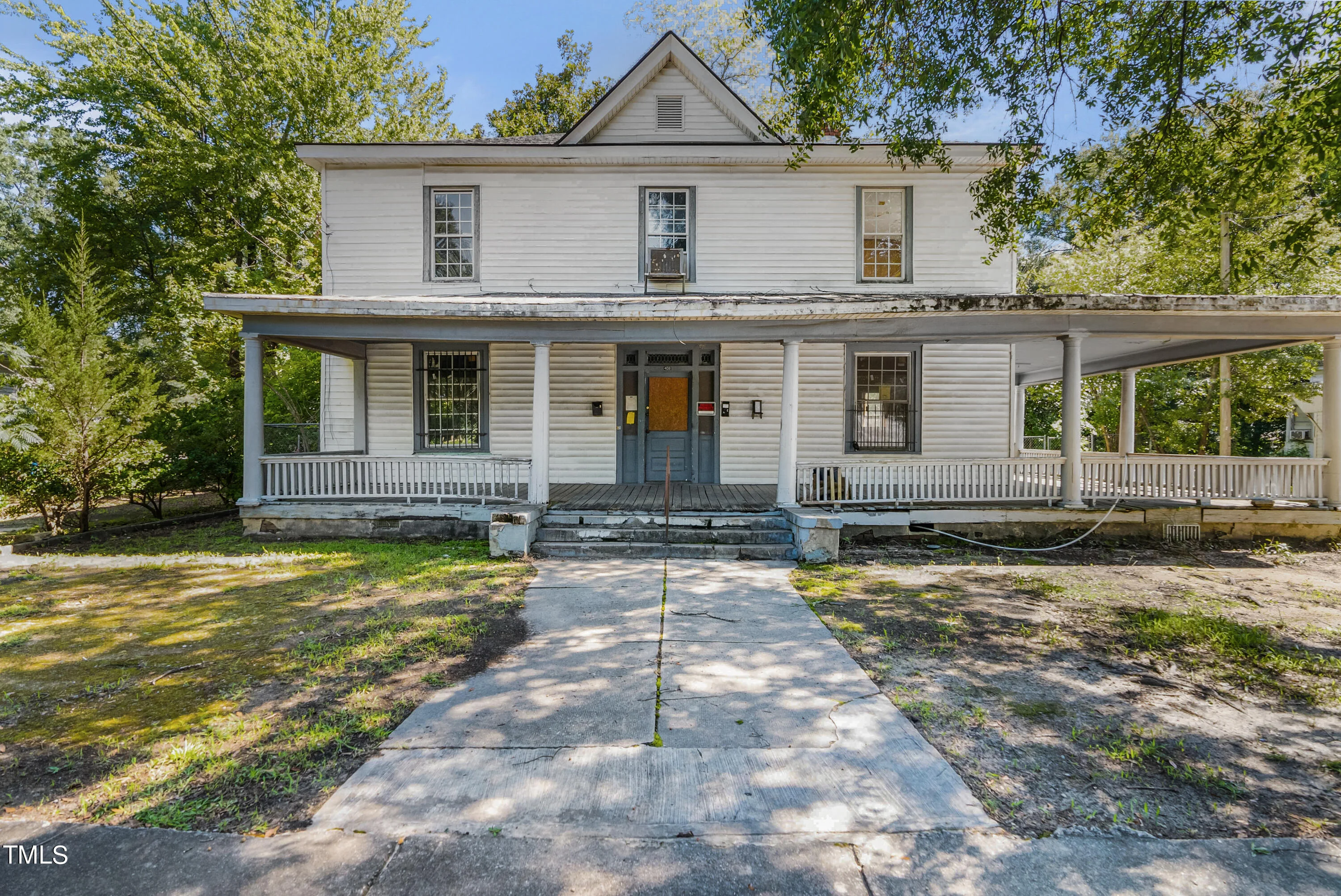 408 Lee Street NE