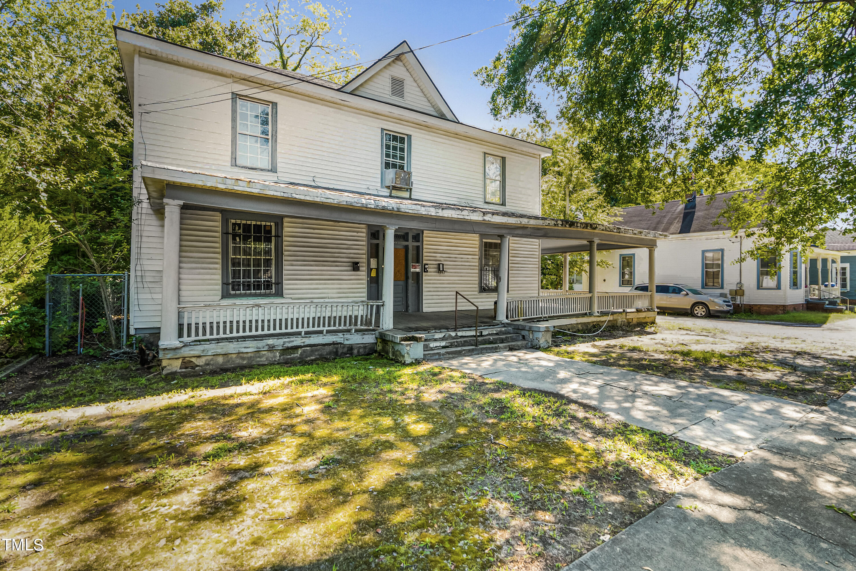 408 Lee Street NE
