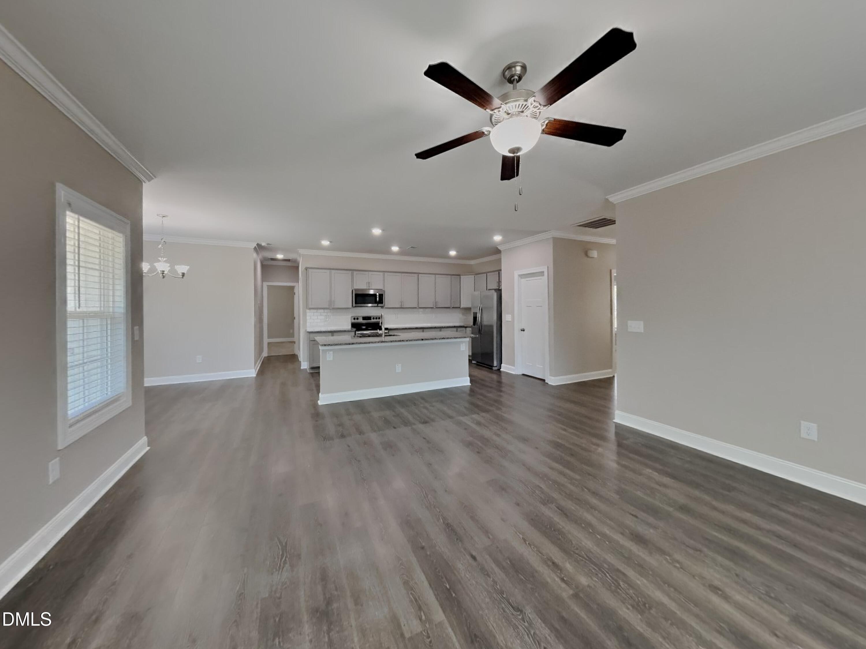 89 D L Phillips Lane