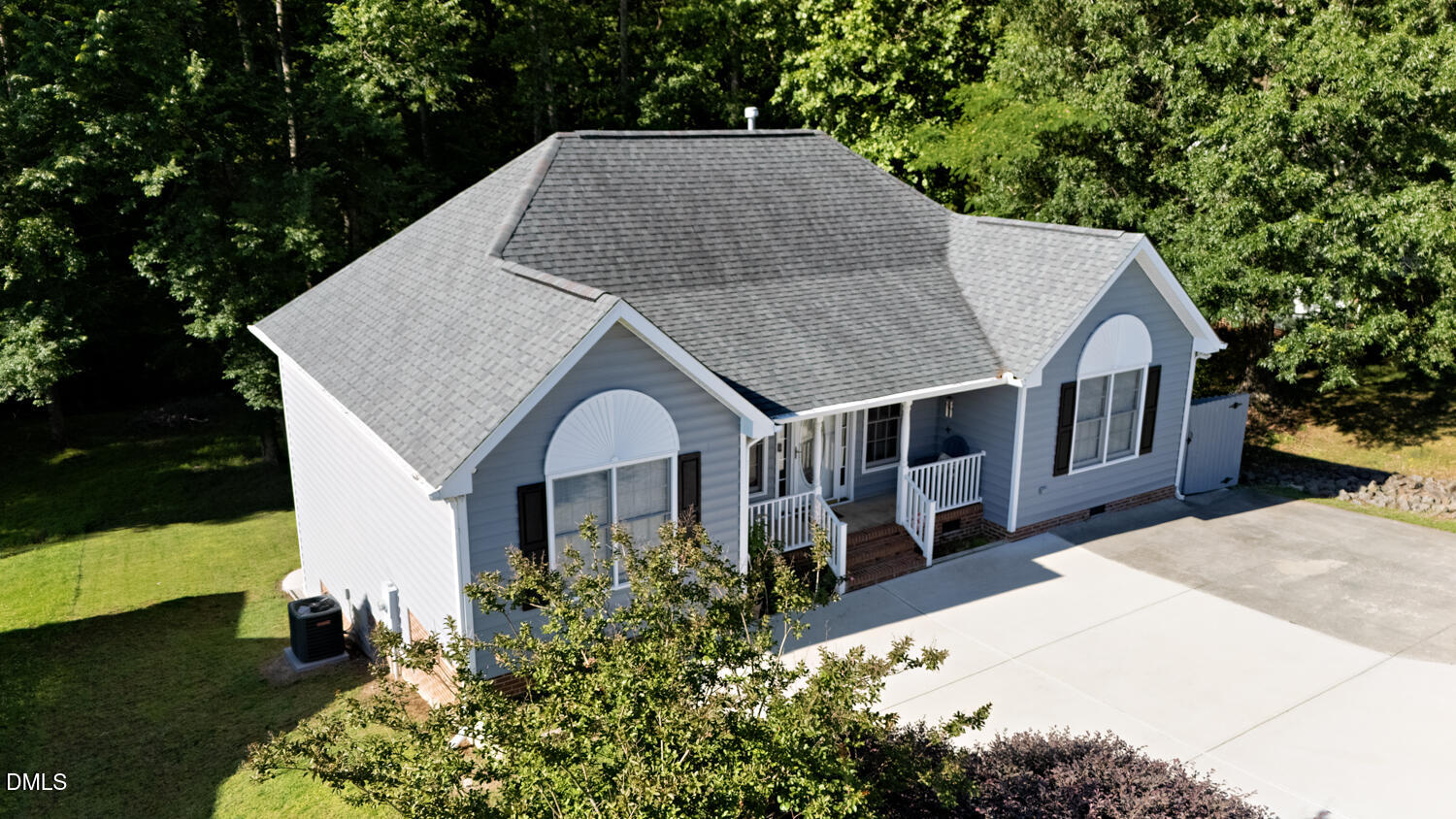 1608 Rogers Pointe Lane