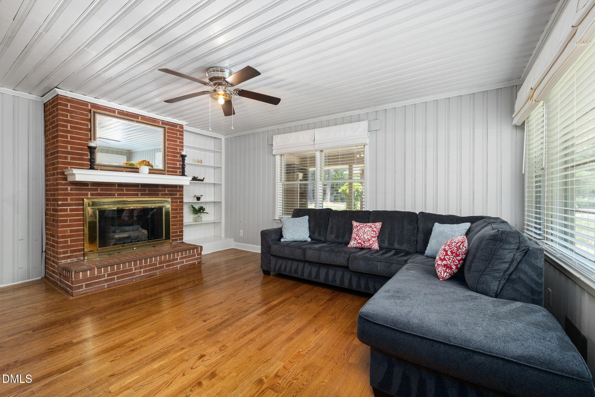 1126 Hodge Road