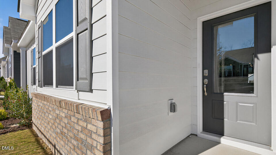 549 Lemon Daisy Lane