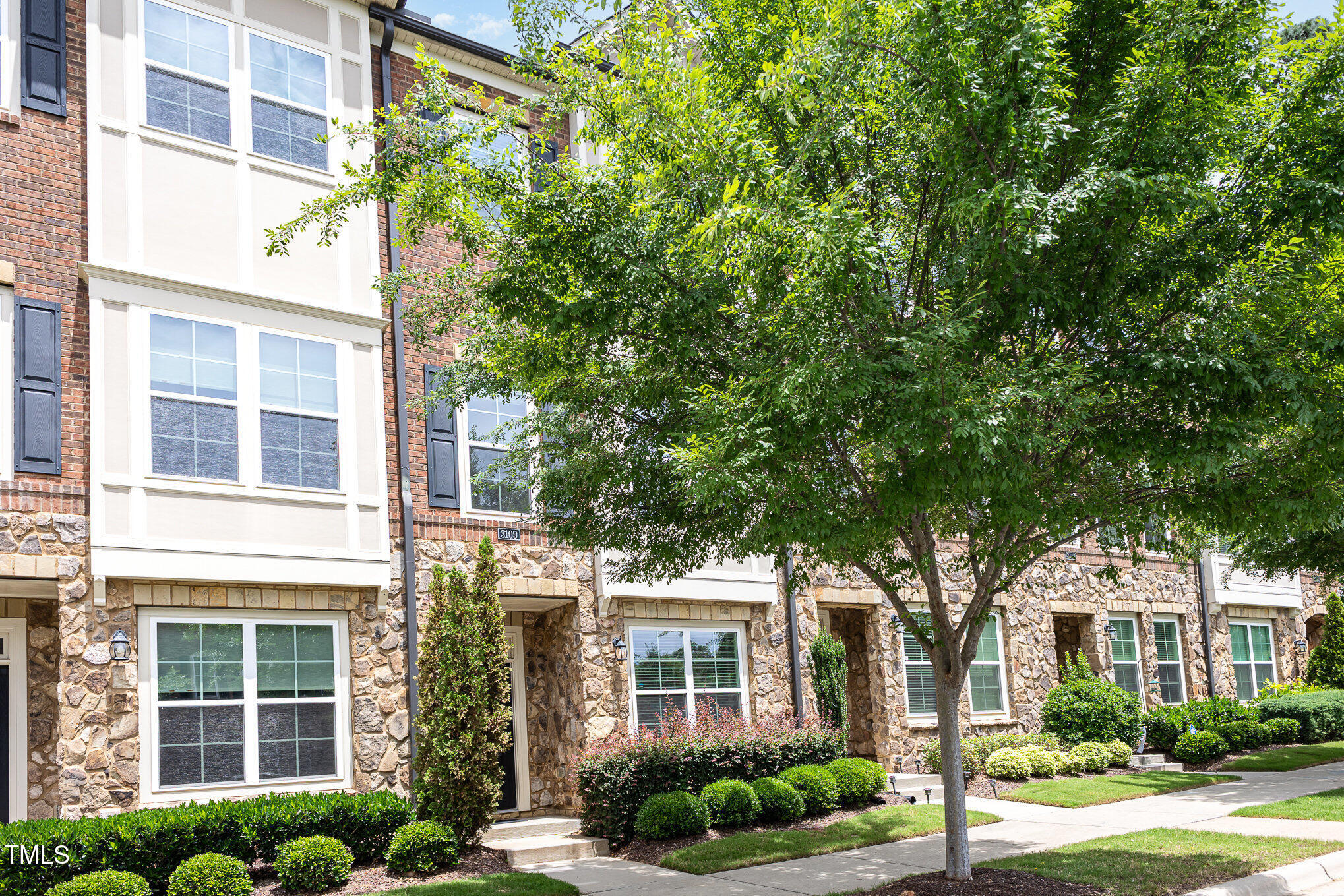 3109 Stockdale Drive