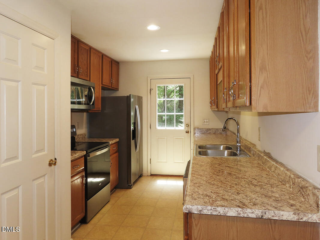 303 W Poplar Avenue A