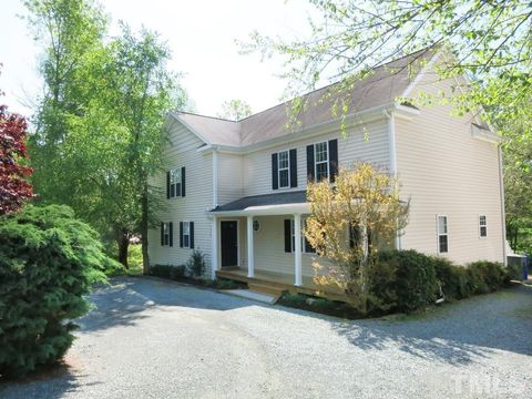 303 W Poplar Avenue A Carrboro NC 27510