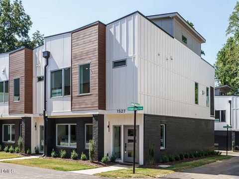 1527 Urban Trace Lane Raleigh NC 27608