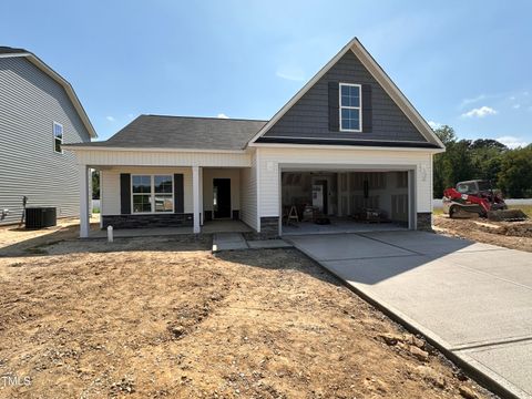41 W Emily Gardens Drive Selma NC 27576