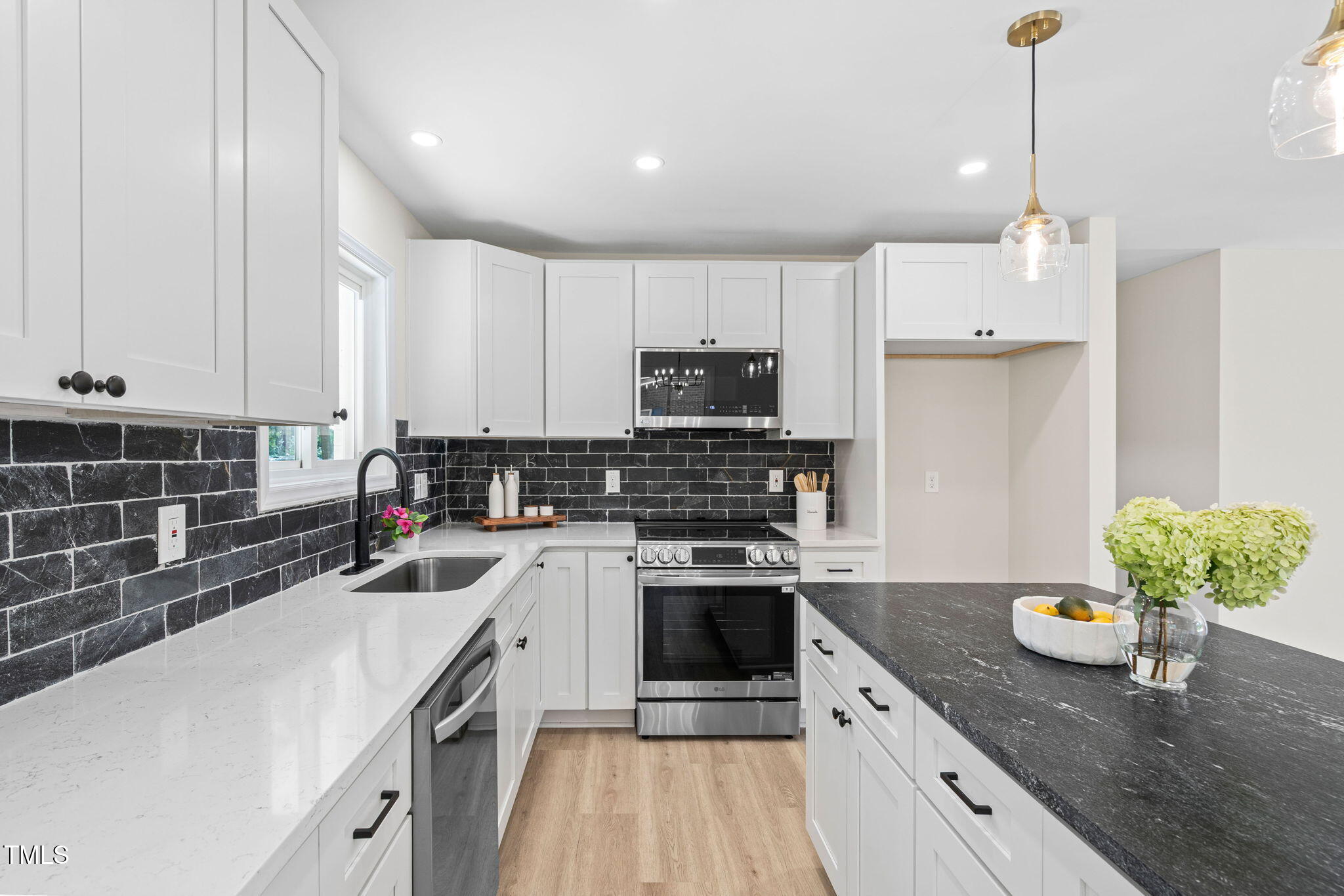 Durham, North Carolina 27713, United States, 3 Bedrooms Bedrooms, ,3 BathroomsBathrooms,Residential,Active,178648