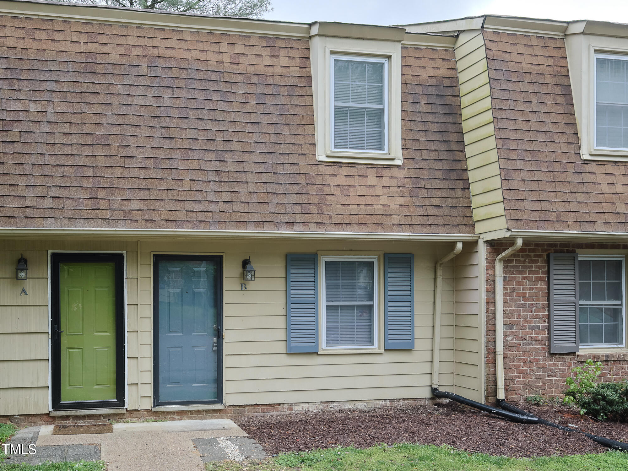 4816 Blue Bird Court B