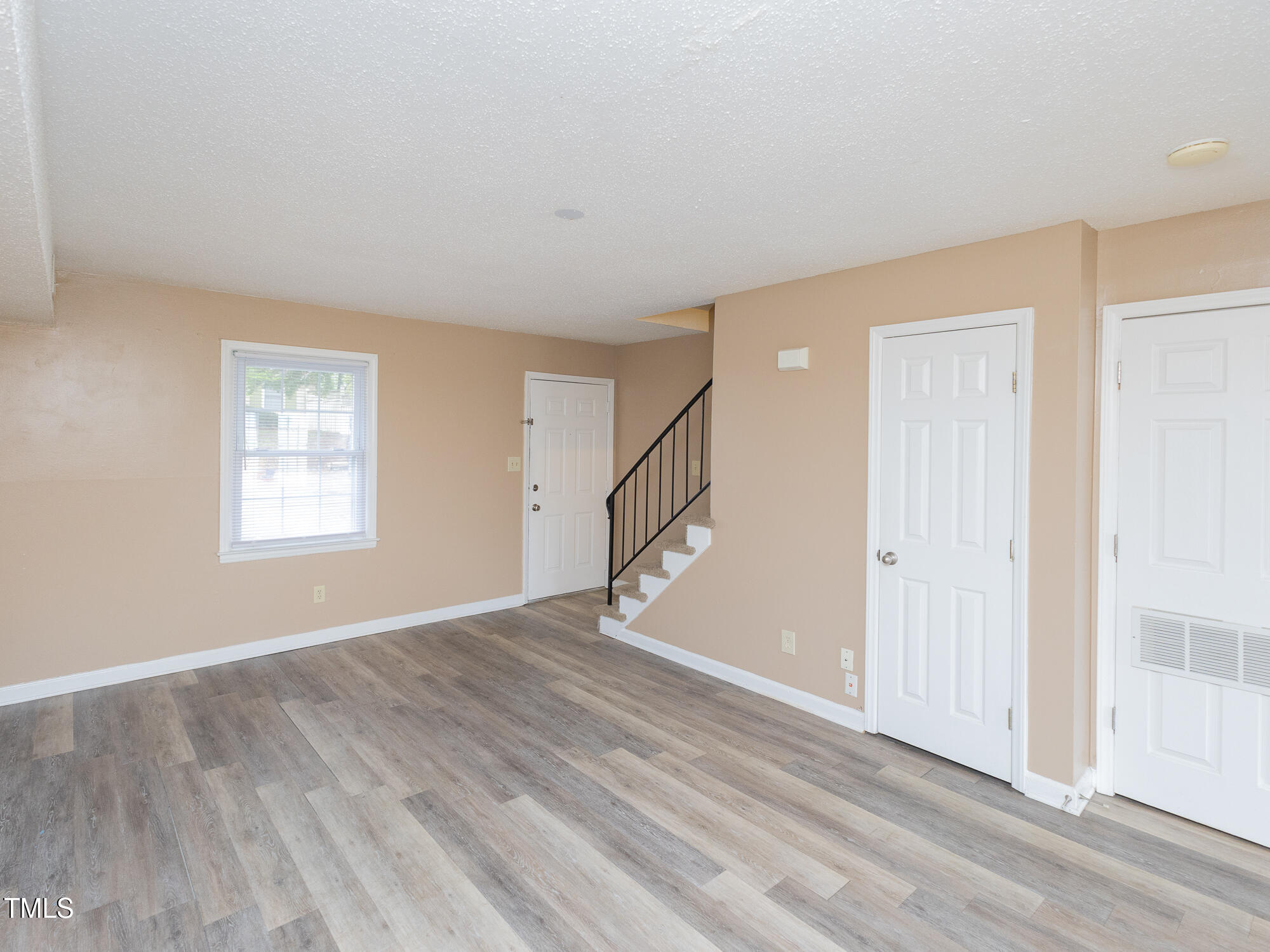 4816 Blue Bird Court B