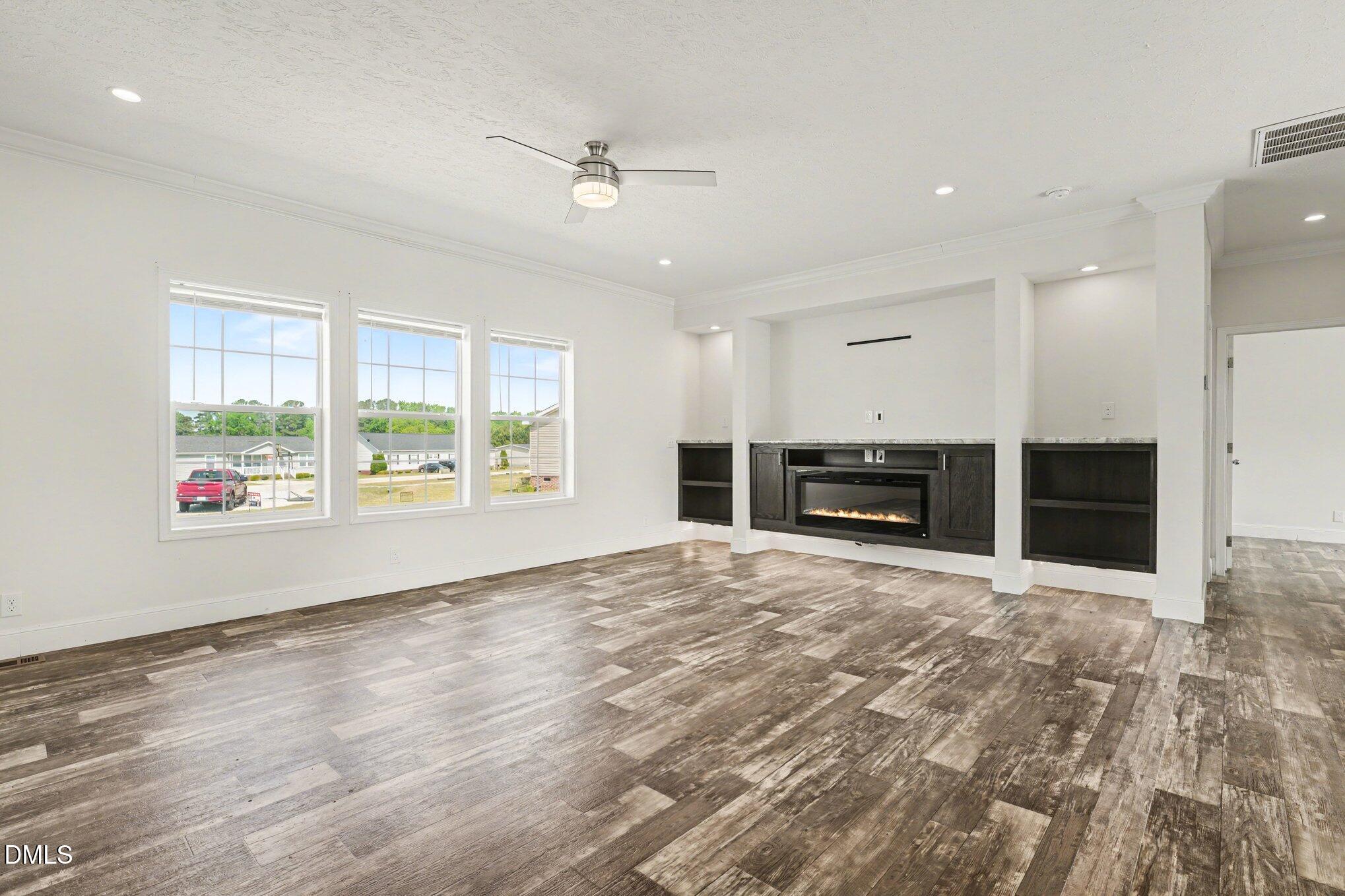 107 Cottonwood Court