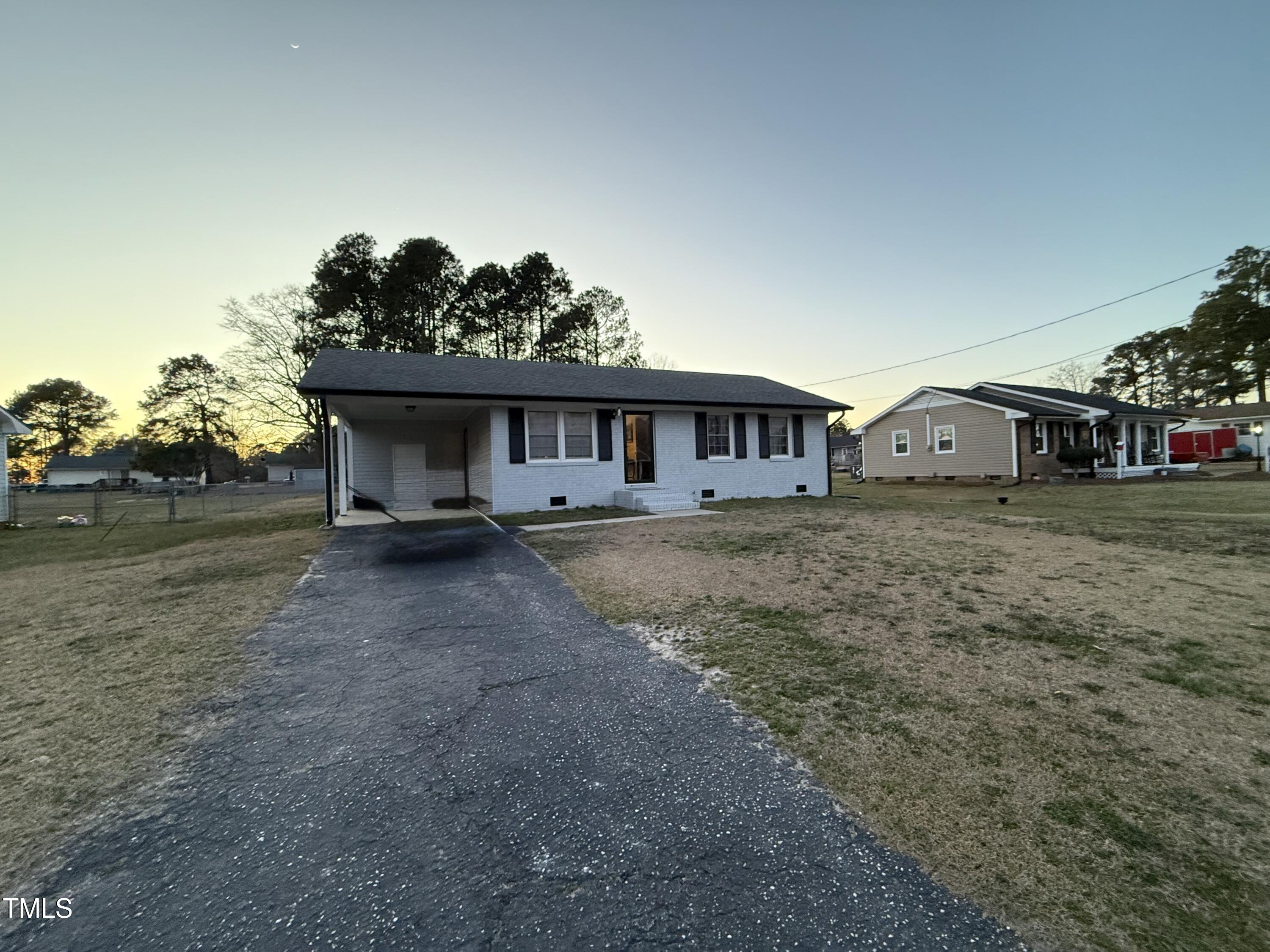 109 Pine Street