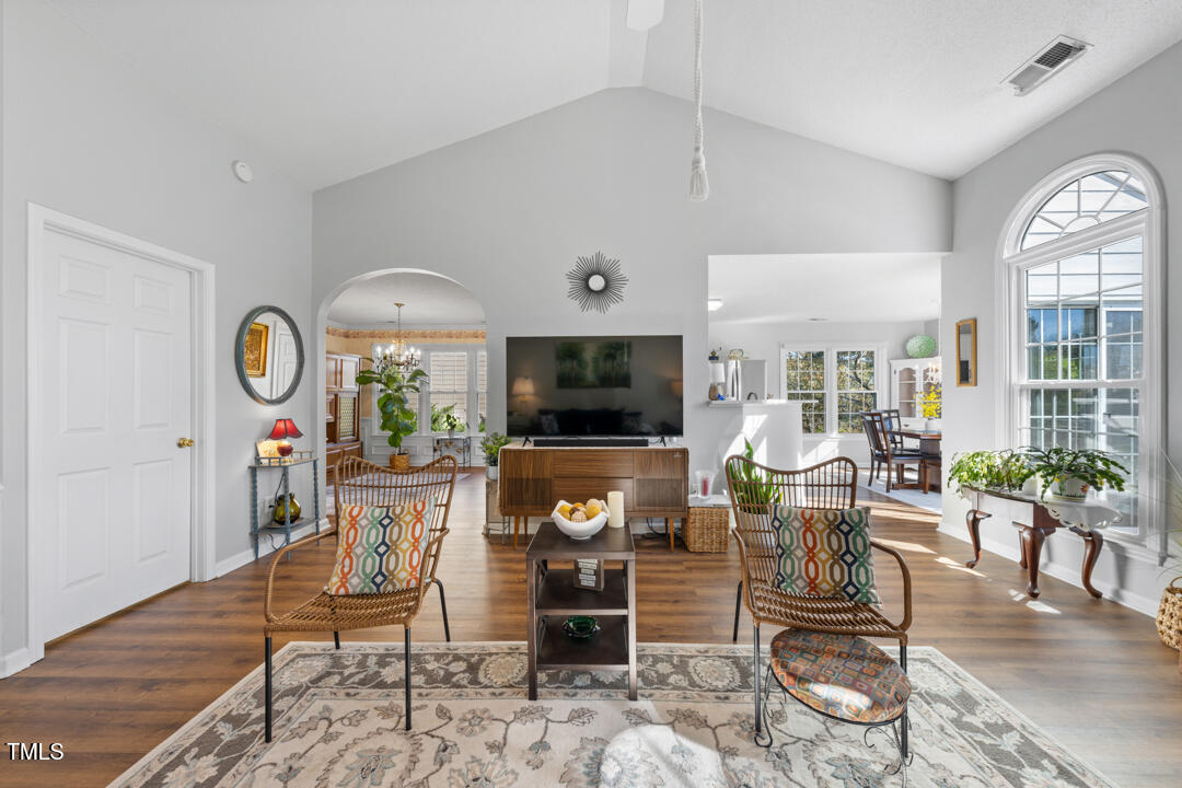 406 Southshore Parkway