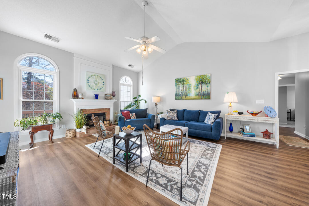 406 Southshore Parkway