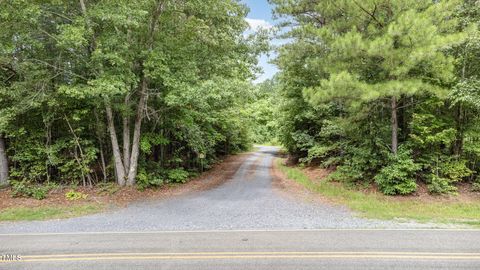 1090 Old River Road Carthage NC 28327