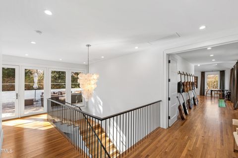listing image 83