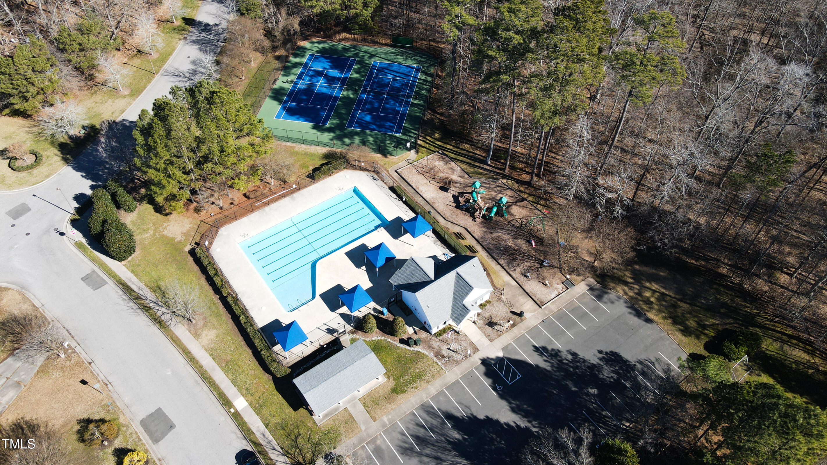 Durham, North Carolina 27713, United States, 4 Bedrooms Bedrooms, ,3 BathroomsBathrooms,Residential,Pending,11331