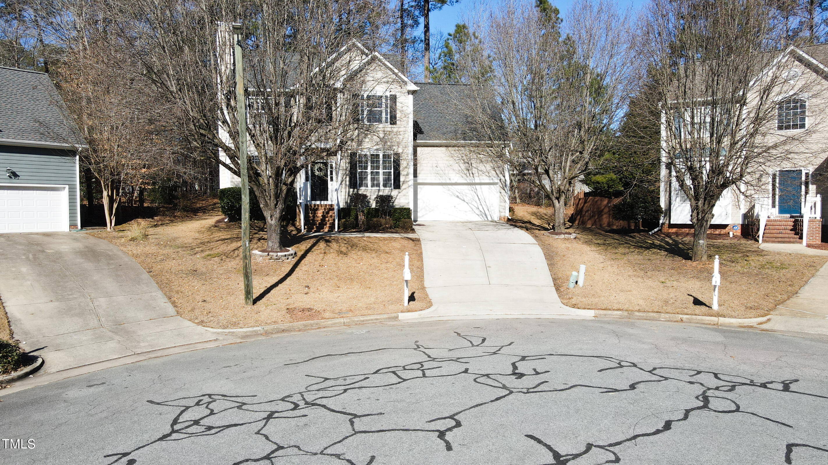 Durham, North Carolina 27713, United States, 4 Bedrooms Bedrooms, ,3 BathroomsBathrooms,Residential,Pending,11331