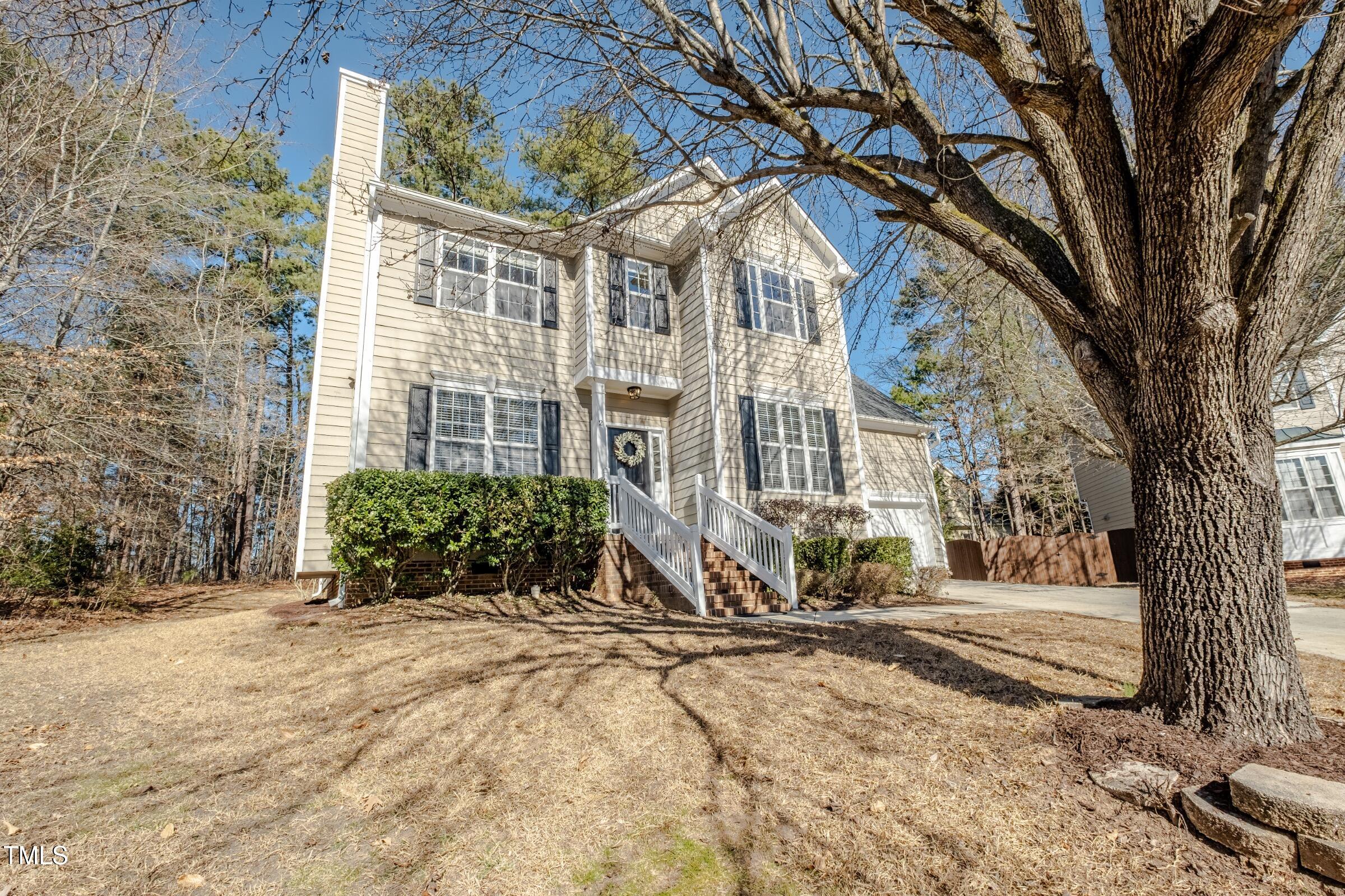 Durham, North Carolina 27713, United States, 4 Bedrooms Bedrooms, ,3 BathroomsBathrooms,Residential,Pending,11331