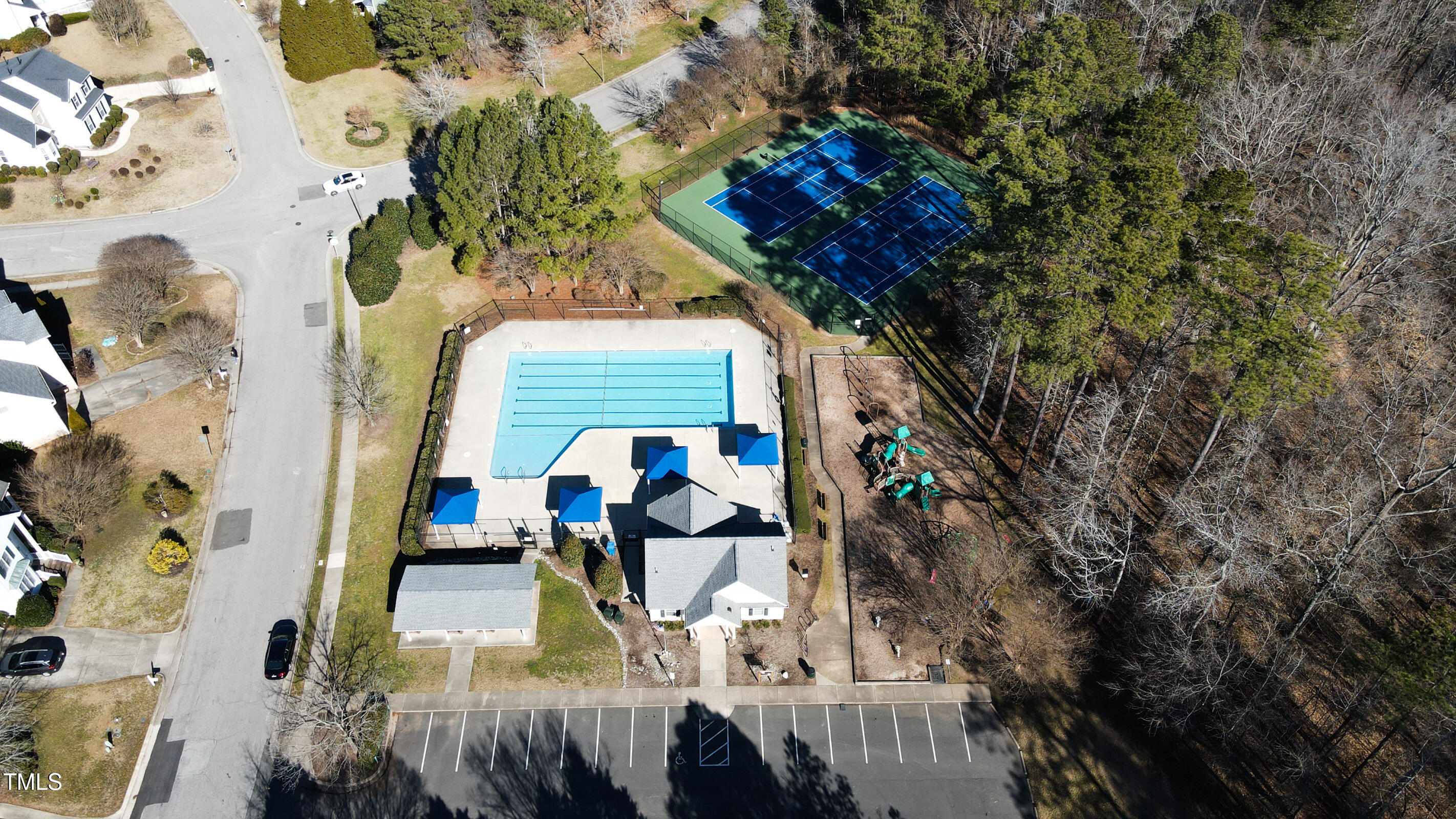 Durham, North Carolina 27713, United States, 4 Bedrooms Bedrooms, ,3 BathroomsBathrooms,Residential,Pending,11331