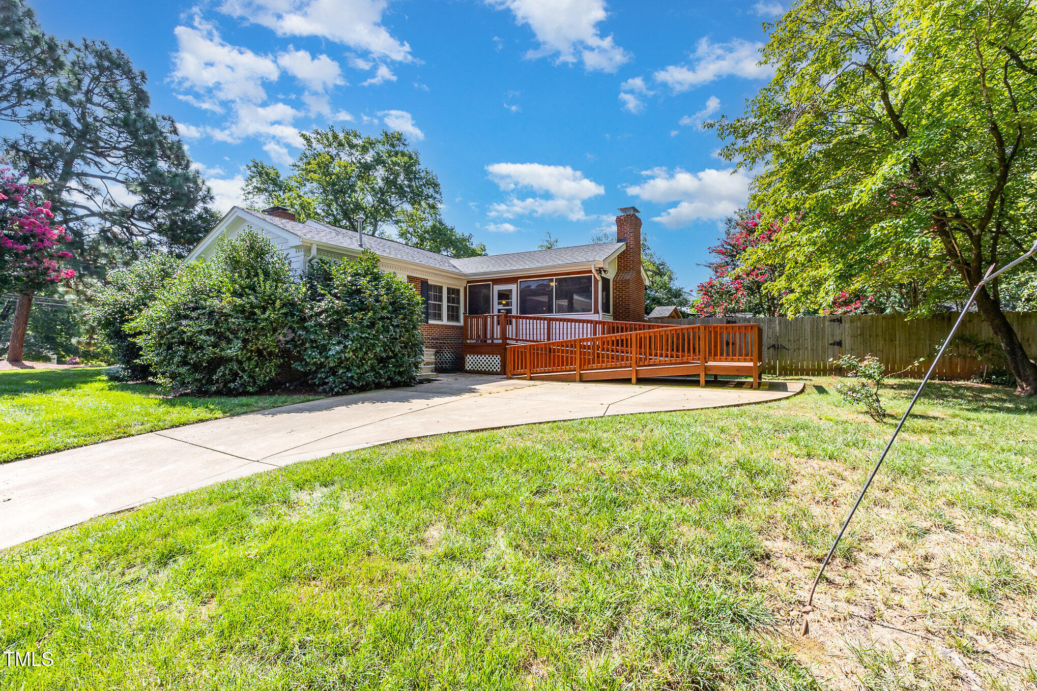 2133 Ridge Road