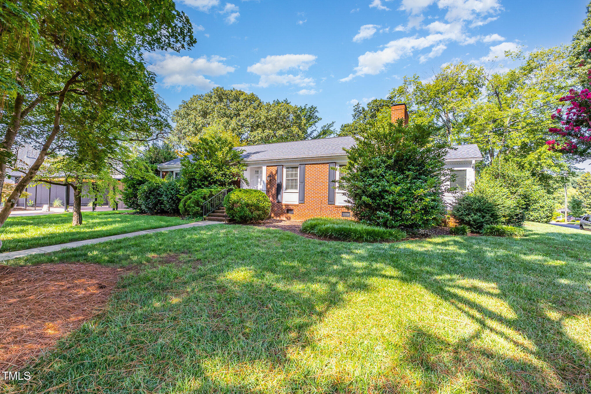 2133 Ridge Road