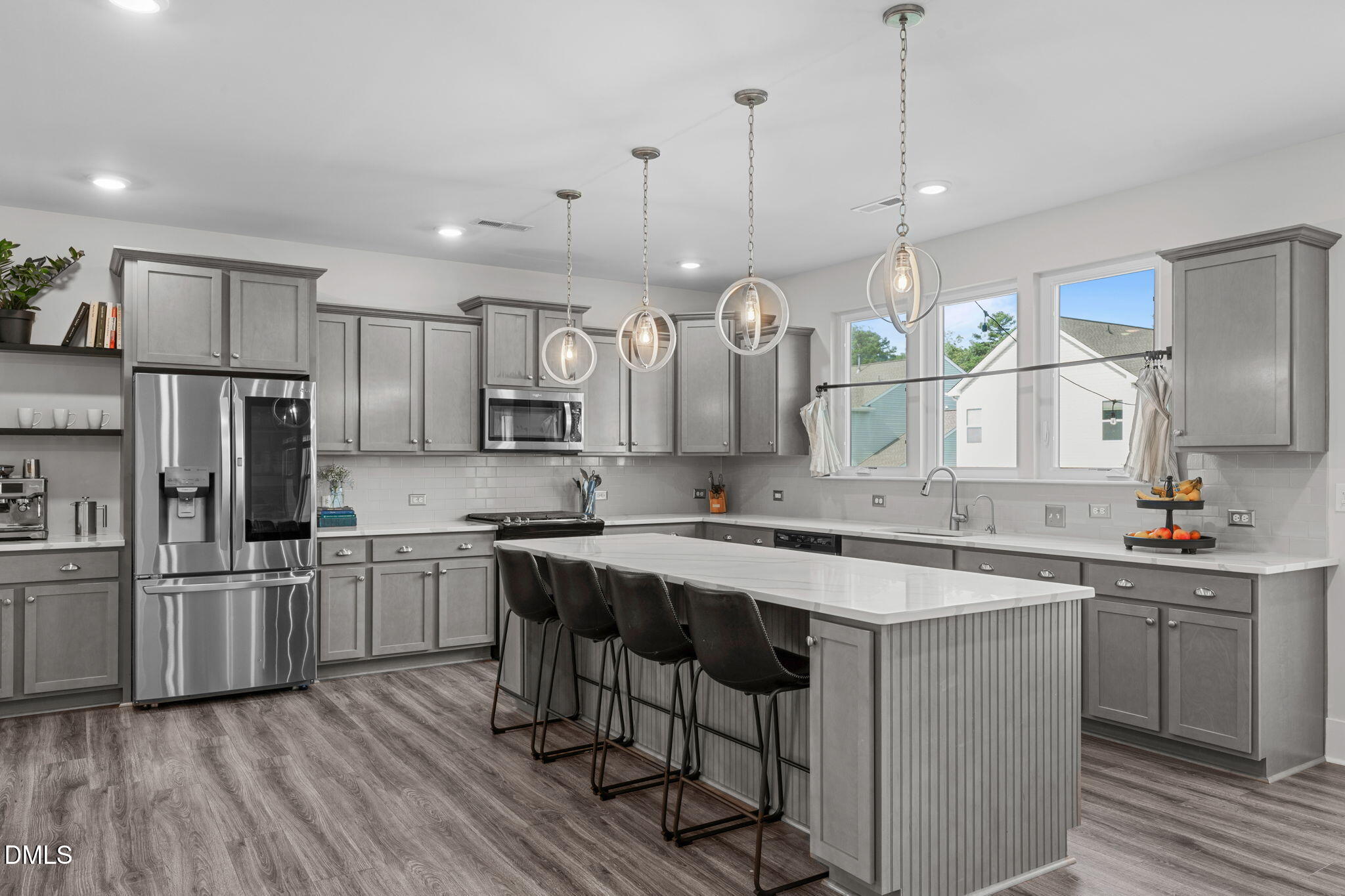 1400 Addison Lake Street