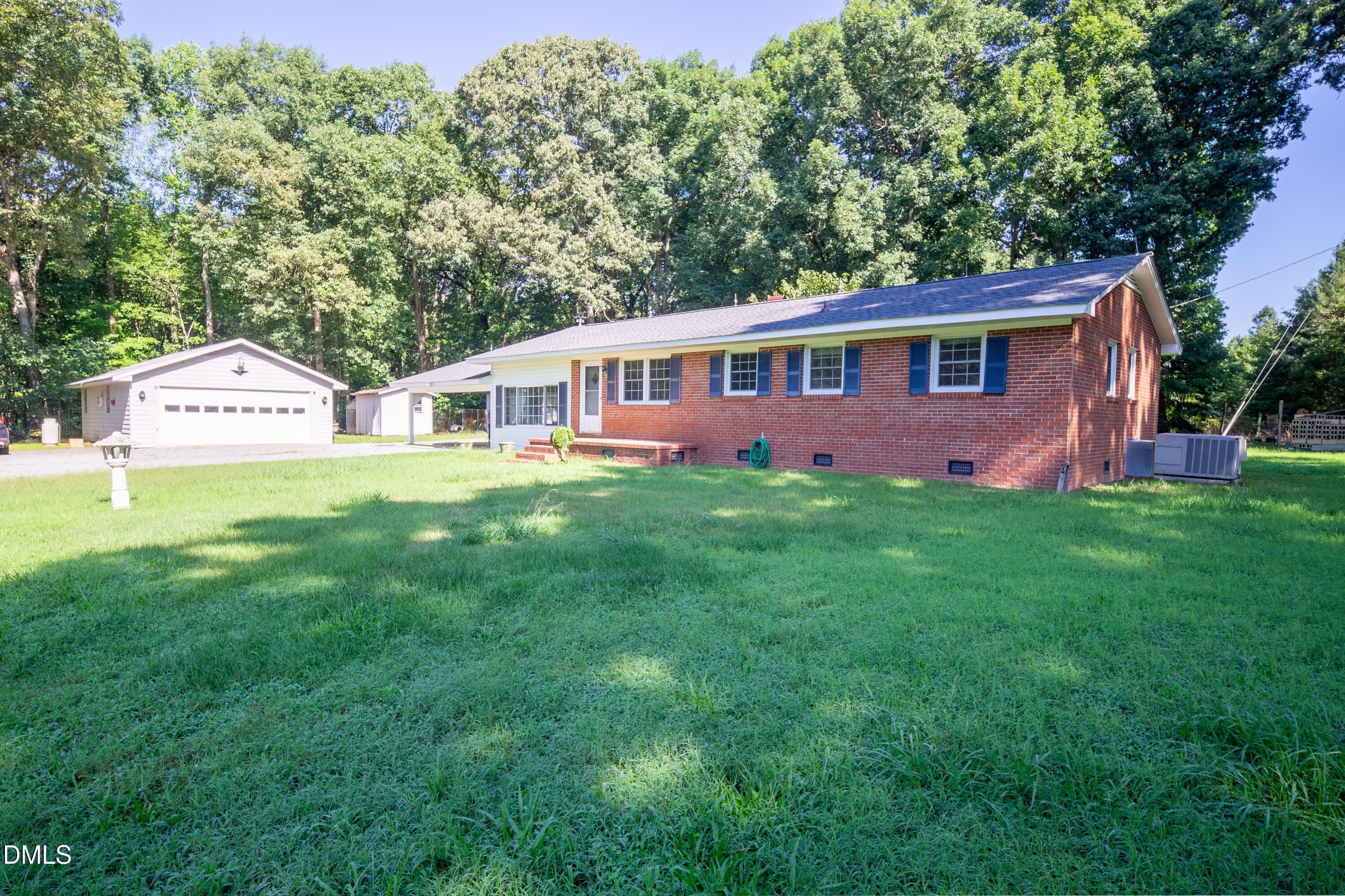 942 Clyde Underwood Road