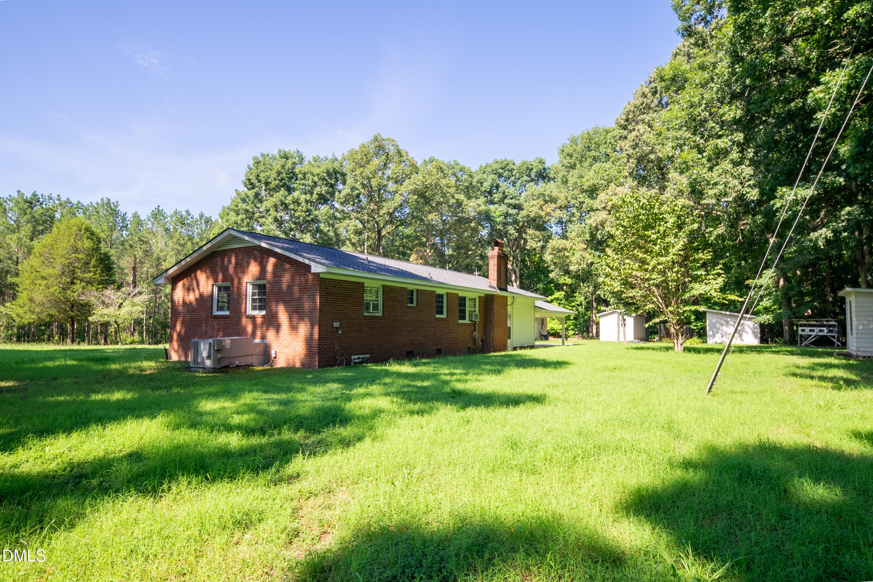 942 Clyde Underwood Road