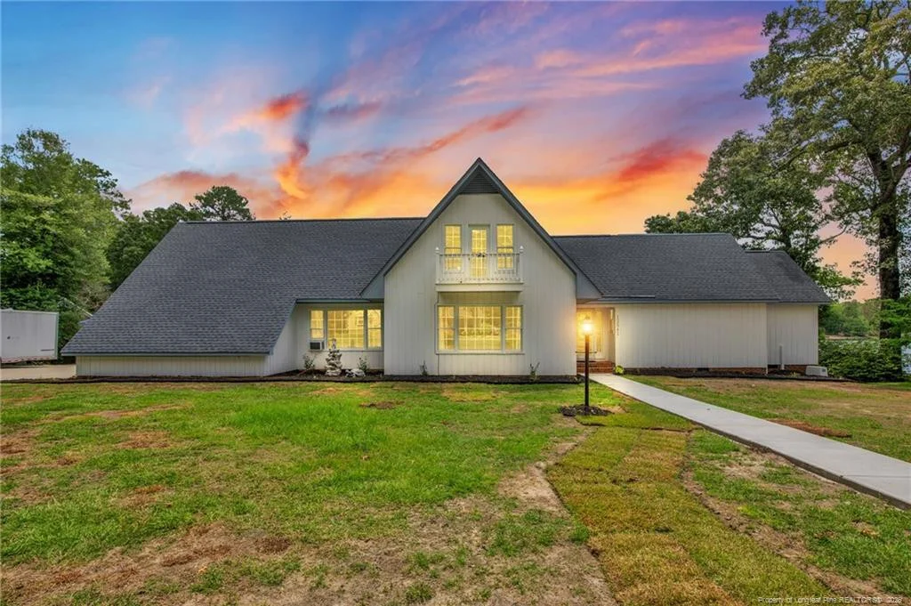 12541 Lakewood Drive