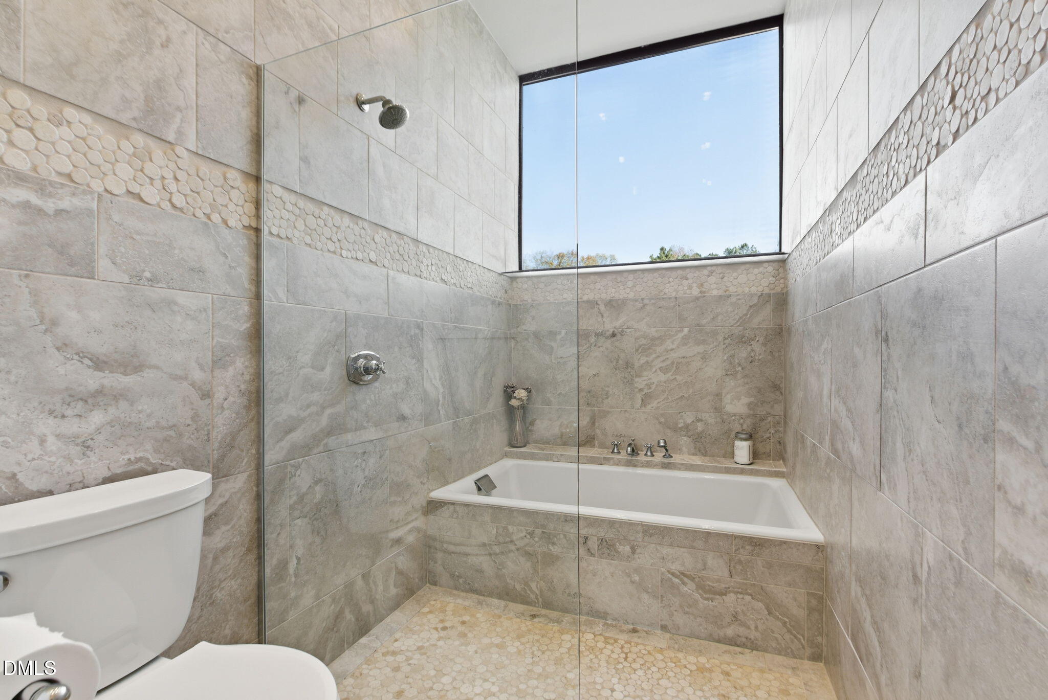 Saxapahaw, North Carolina 27340, United States, 2 Bedrooms Bedrooms, ,3 BathroomsBathrooms,Residential,Active,240397