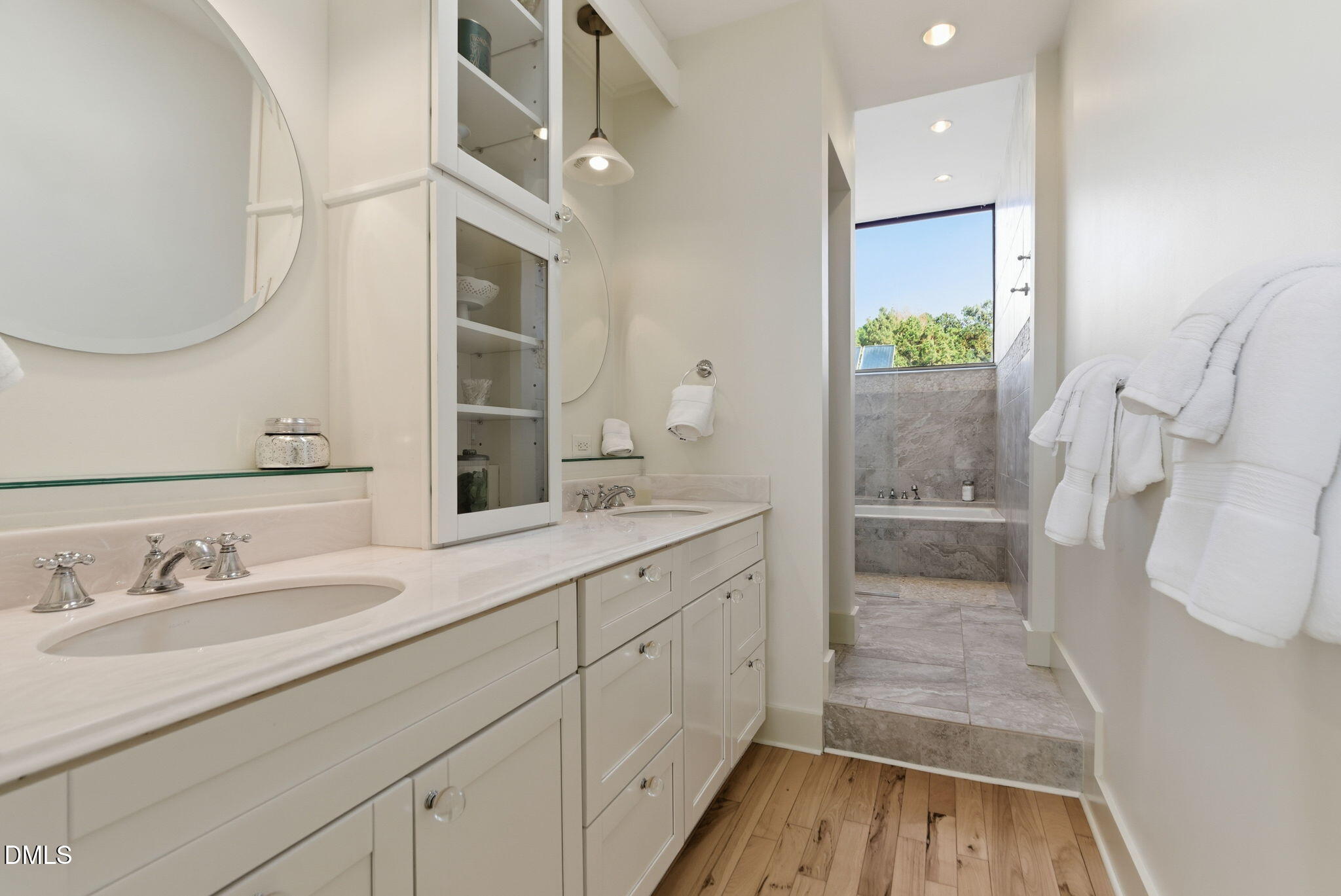 Saxapahaw, North Carolina 27340, United States, 2 Bedrooms Bedrooms, ,3 BathroomsBathrooms,Residential,Active,240397