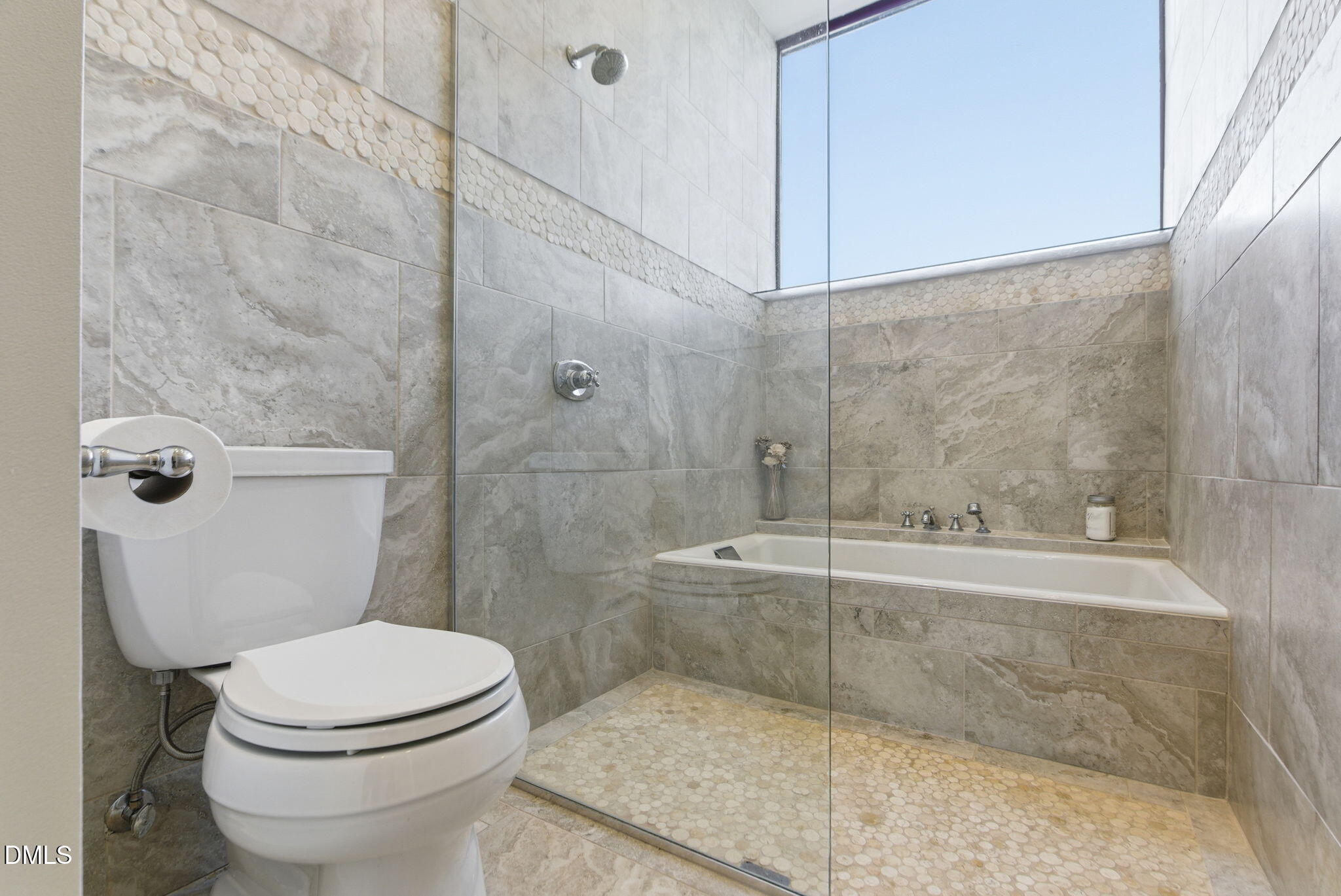 Saxapahaw, North Carolina 27340, United States, 2 Bedrooms Bedrooms, ,3 BathroomsBathrooms,Residential,Active,240397