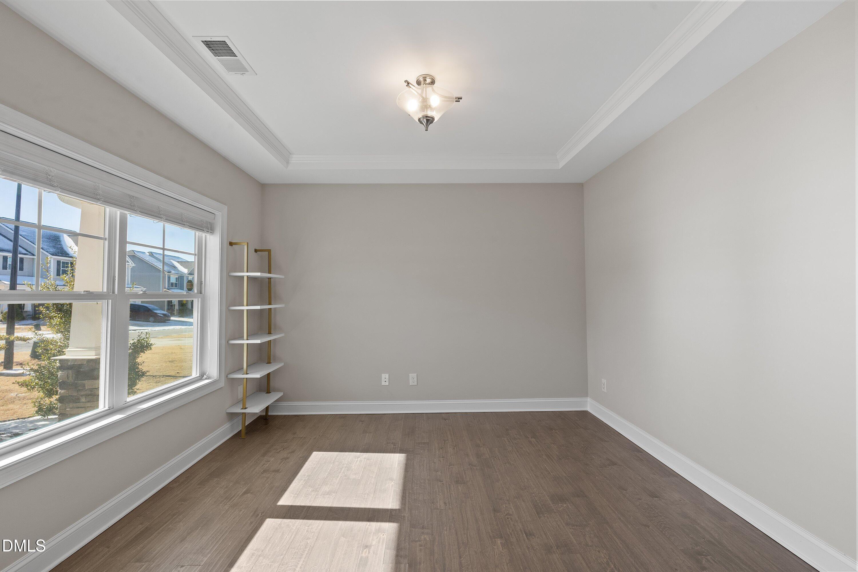 407 Richlands Cliff Drive