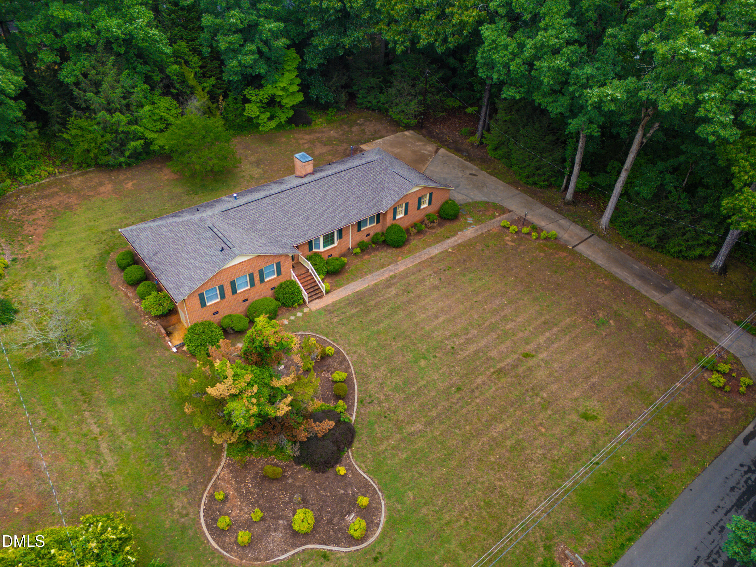 806 Cliftwood Drive
