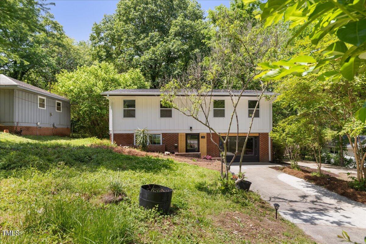 2904 Sprucewood Drive