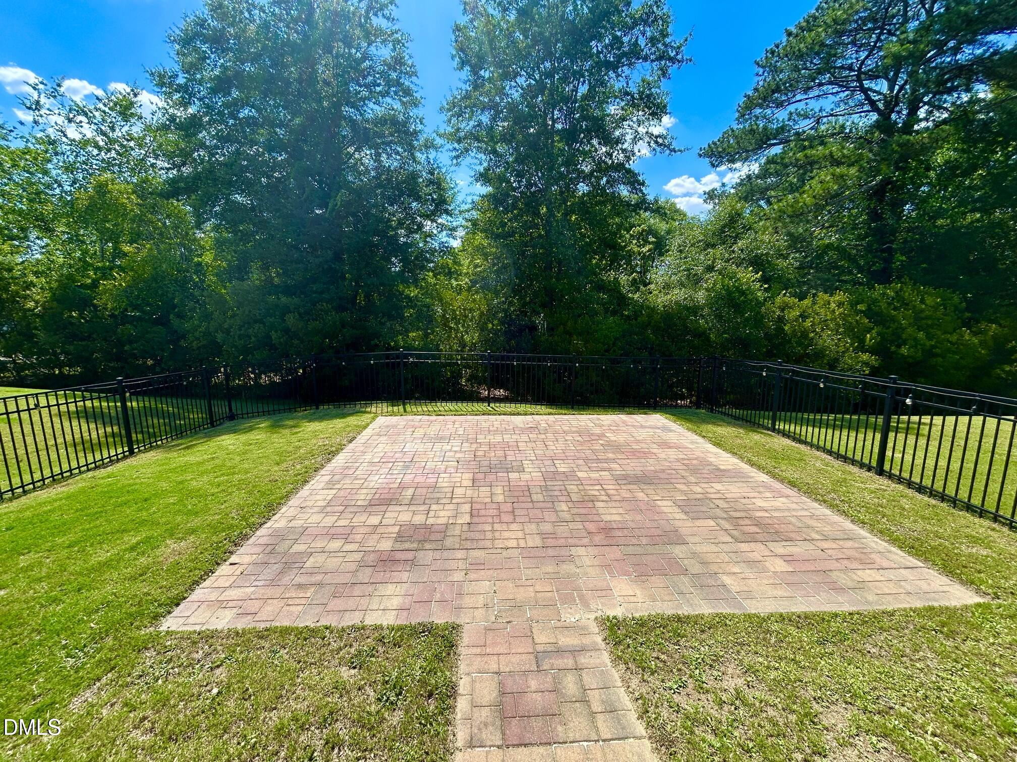 553 Barneswyck Drive