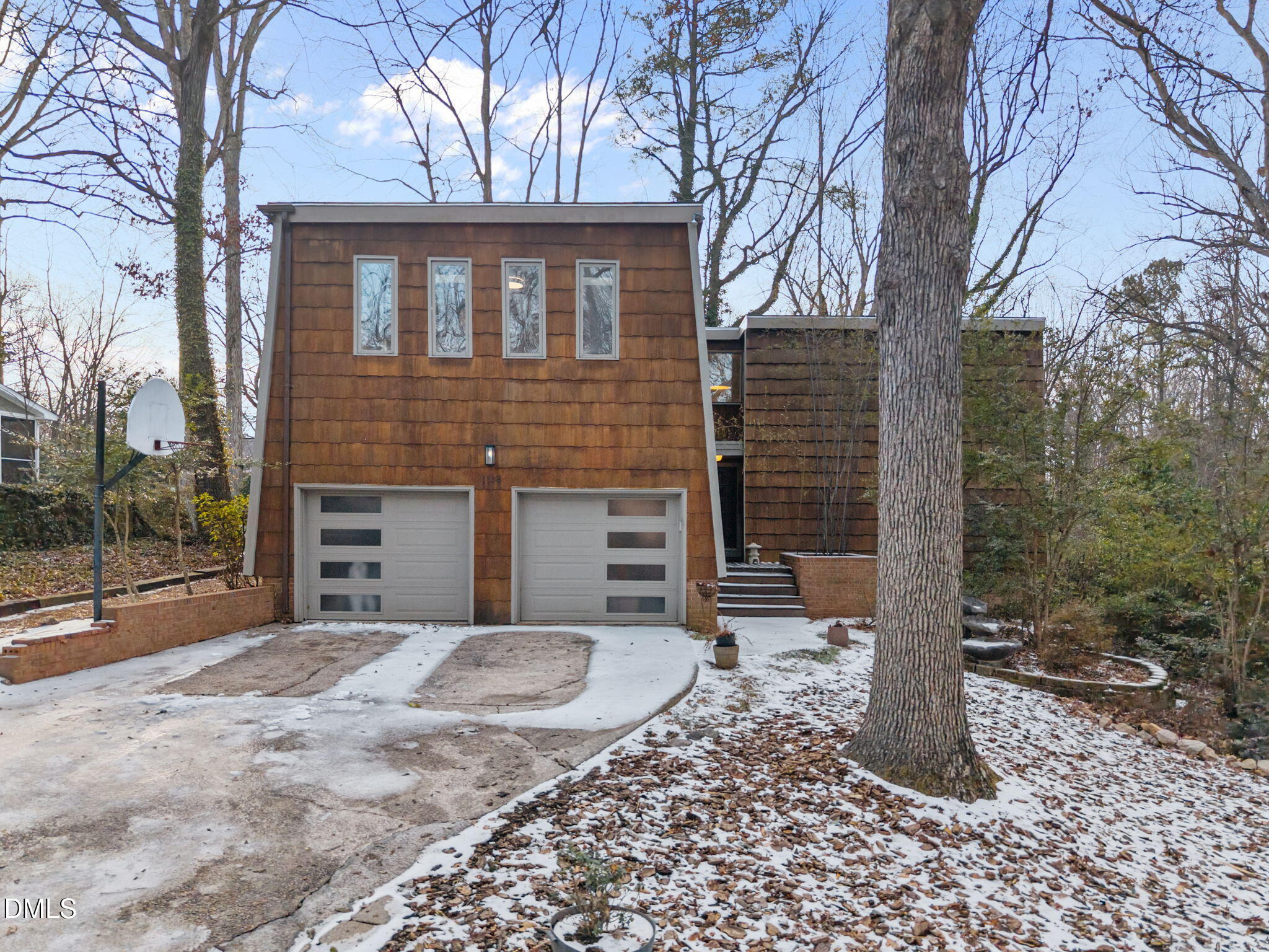 1108 Hemingway Drive