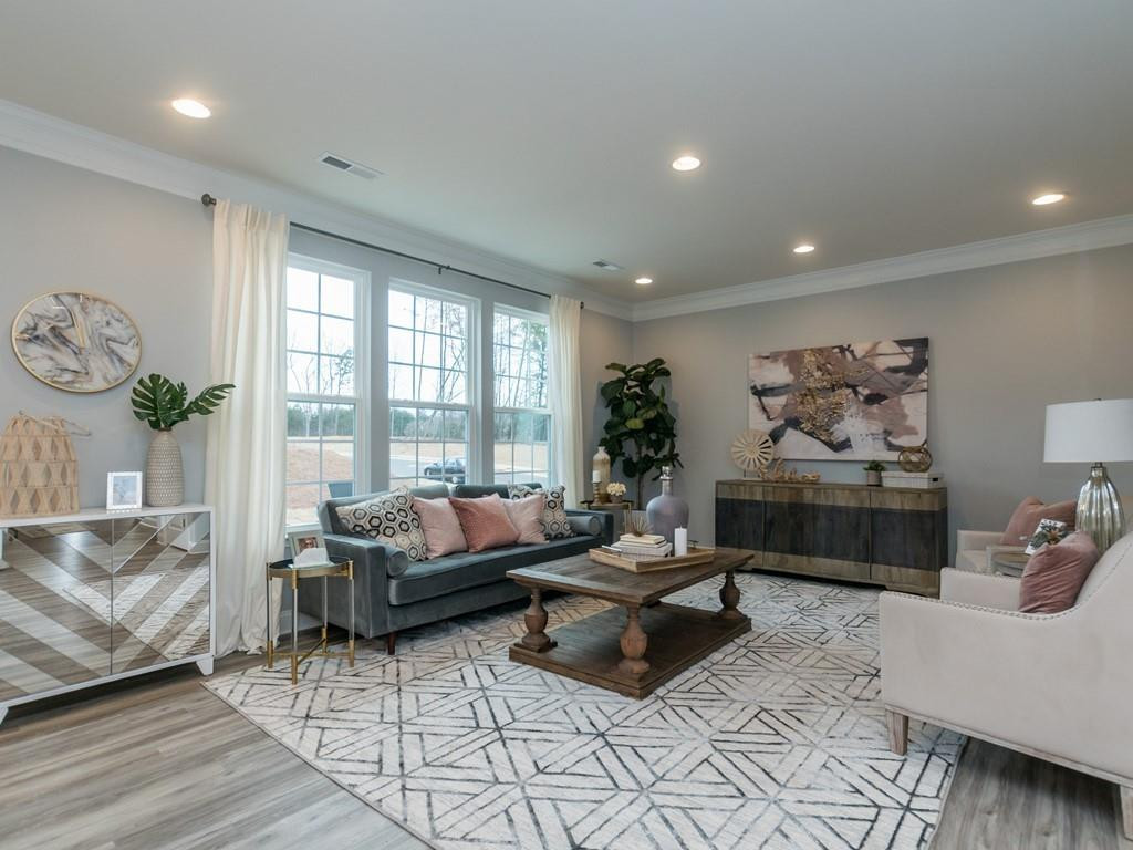 817 Heartpine Drive