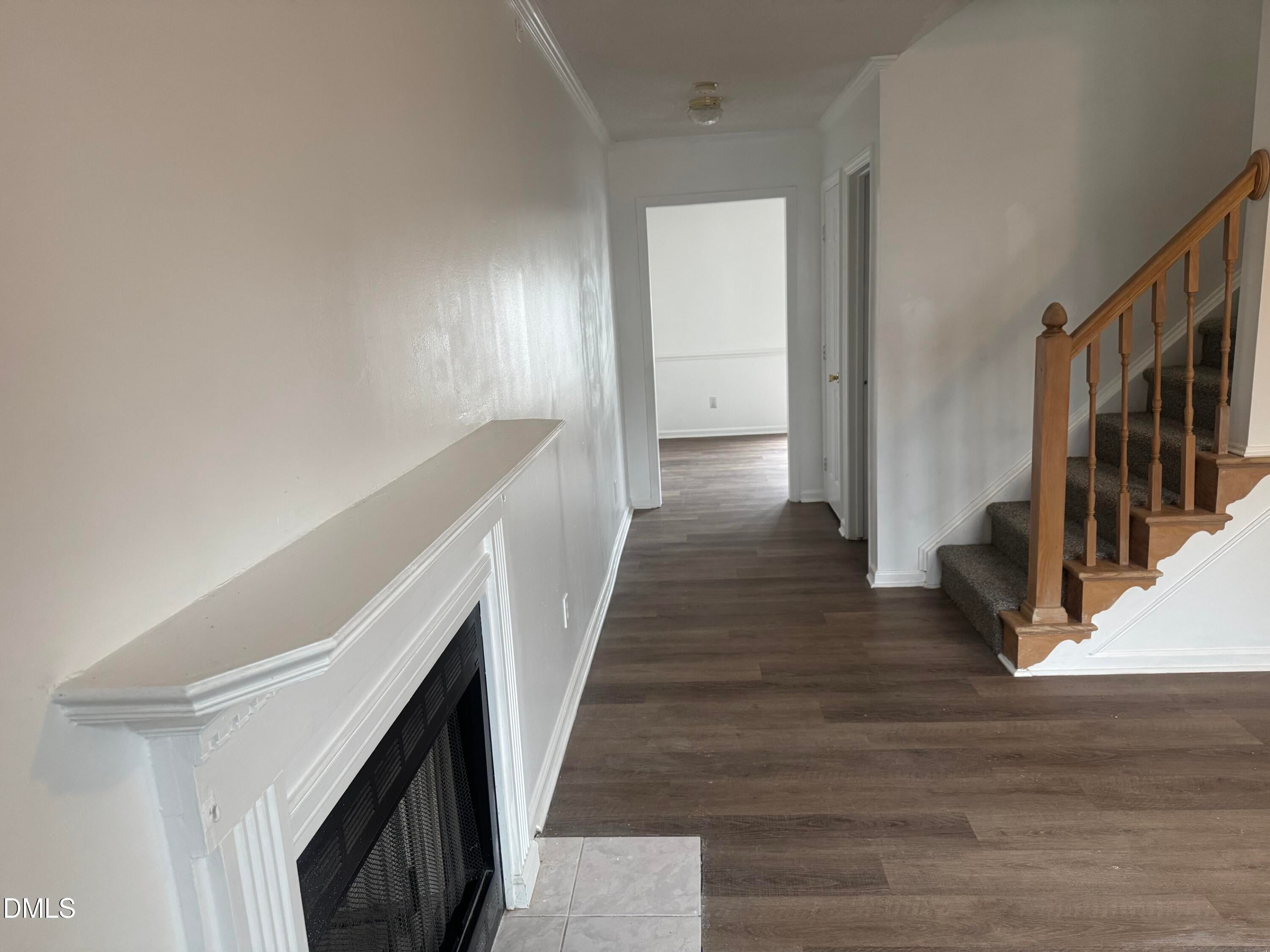 3803 Sterling Pointe Drive Q1