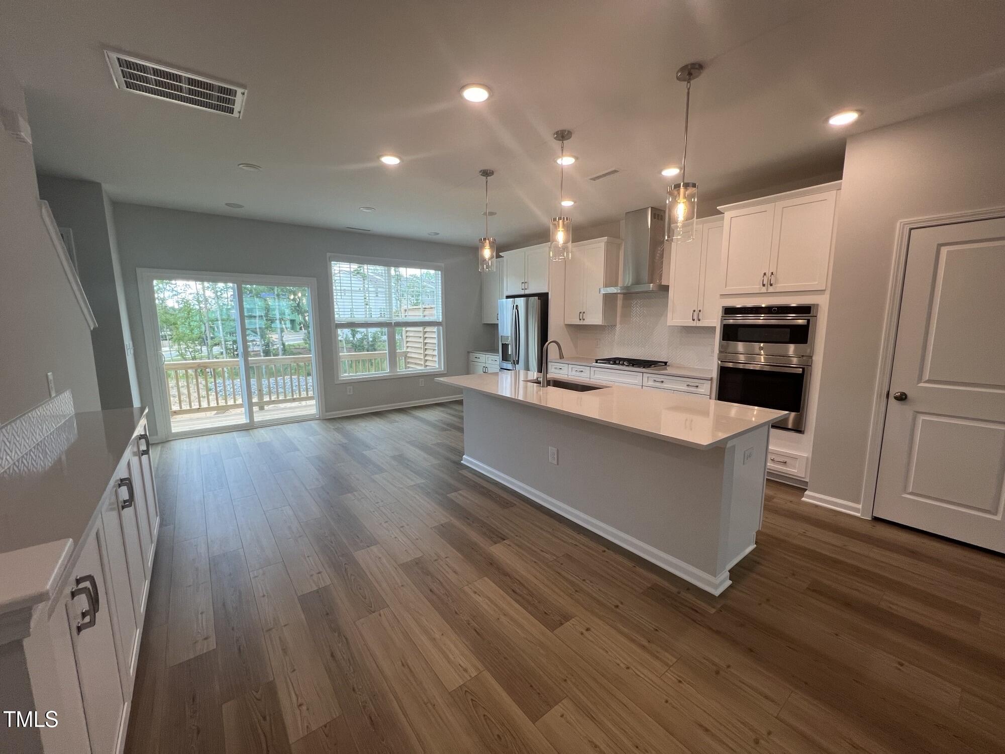 2707 Hunter Woods Drive #559