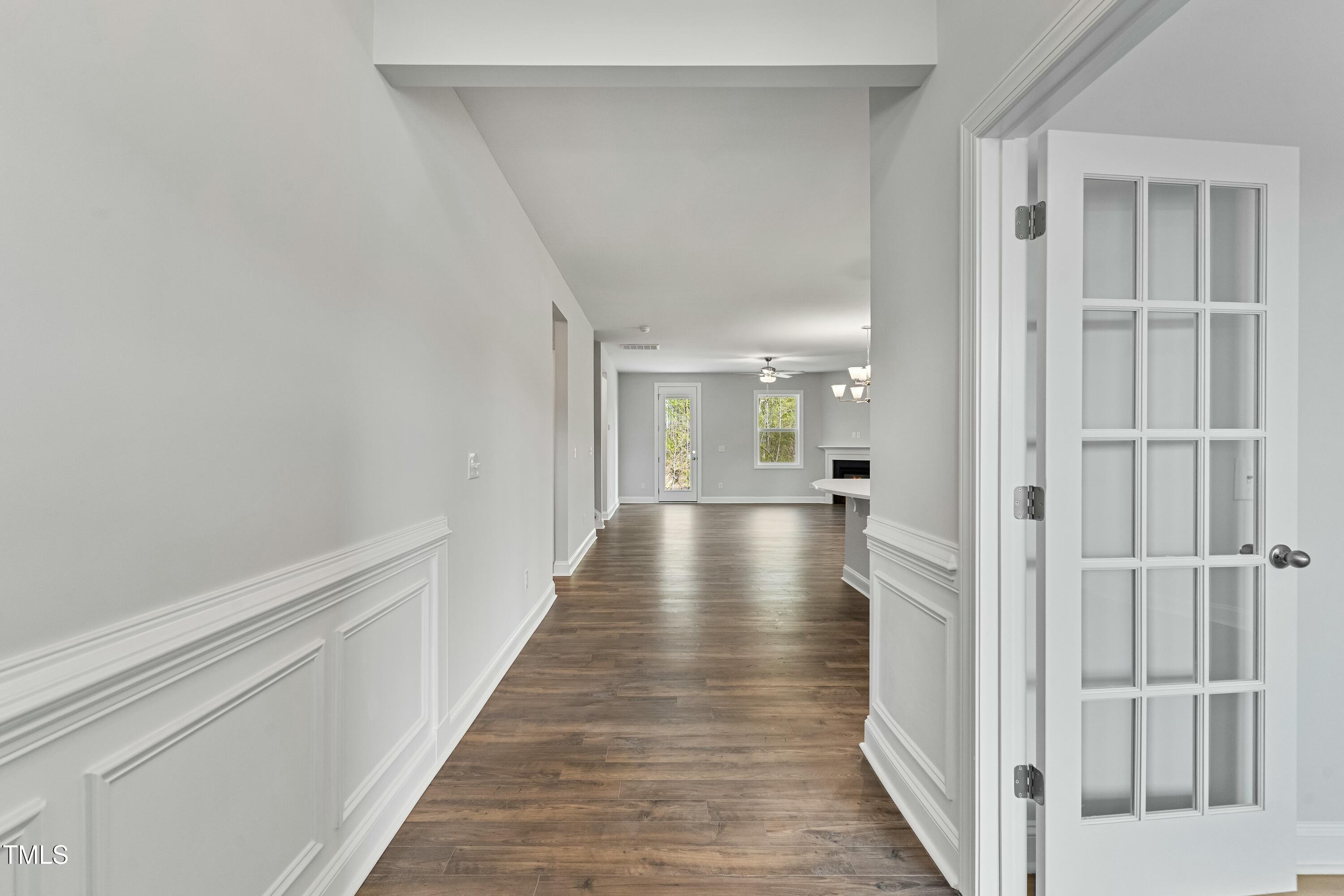 745 Aristocrat Lane