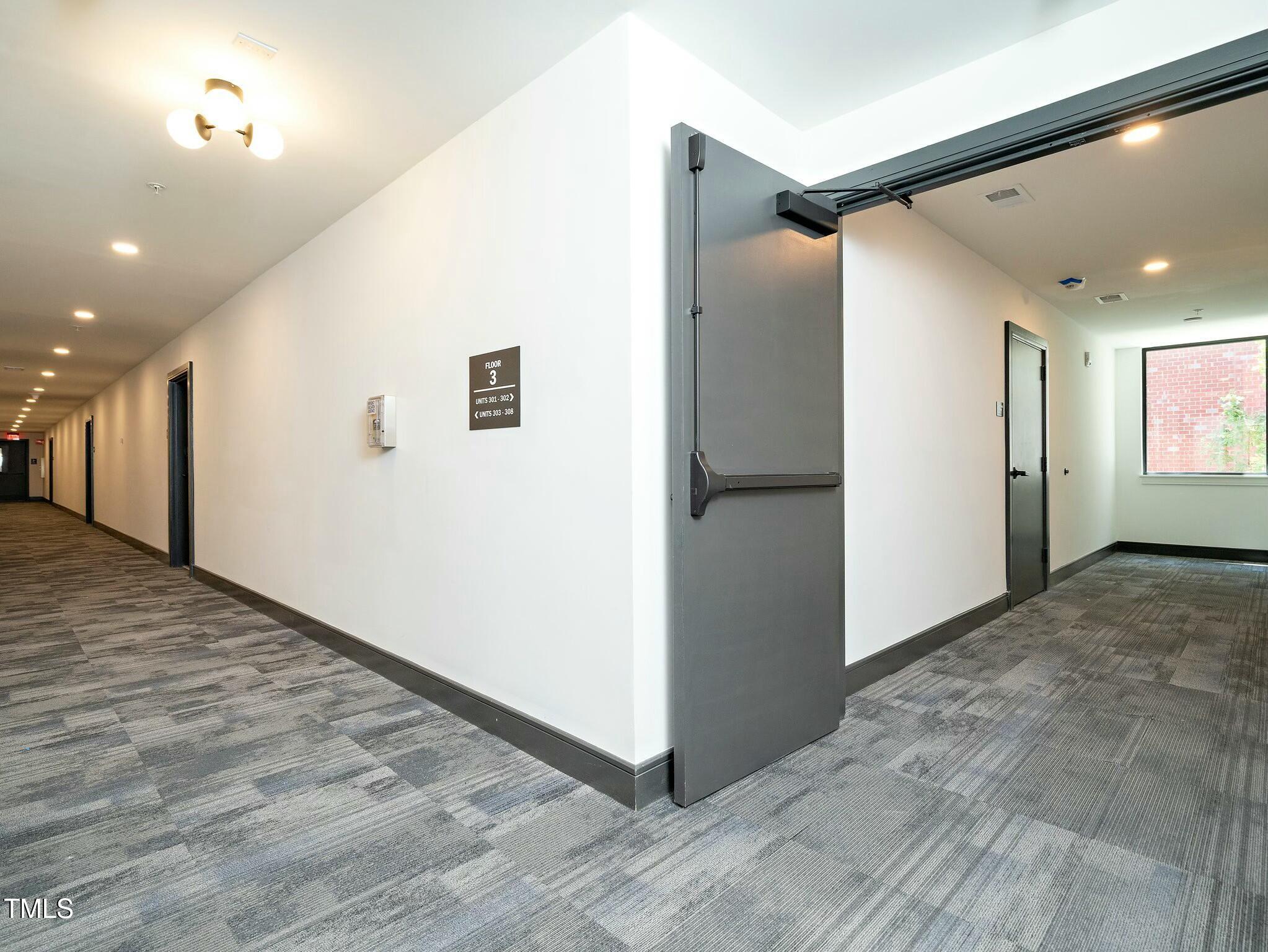 615 W Peace Street 304