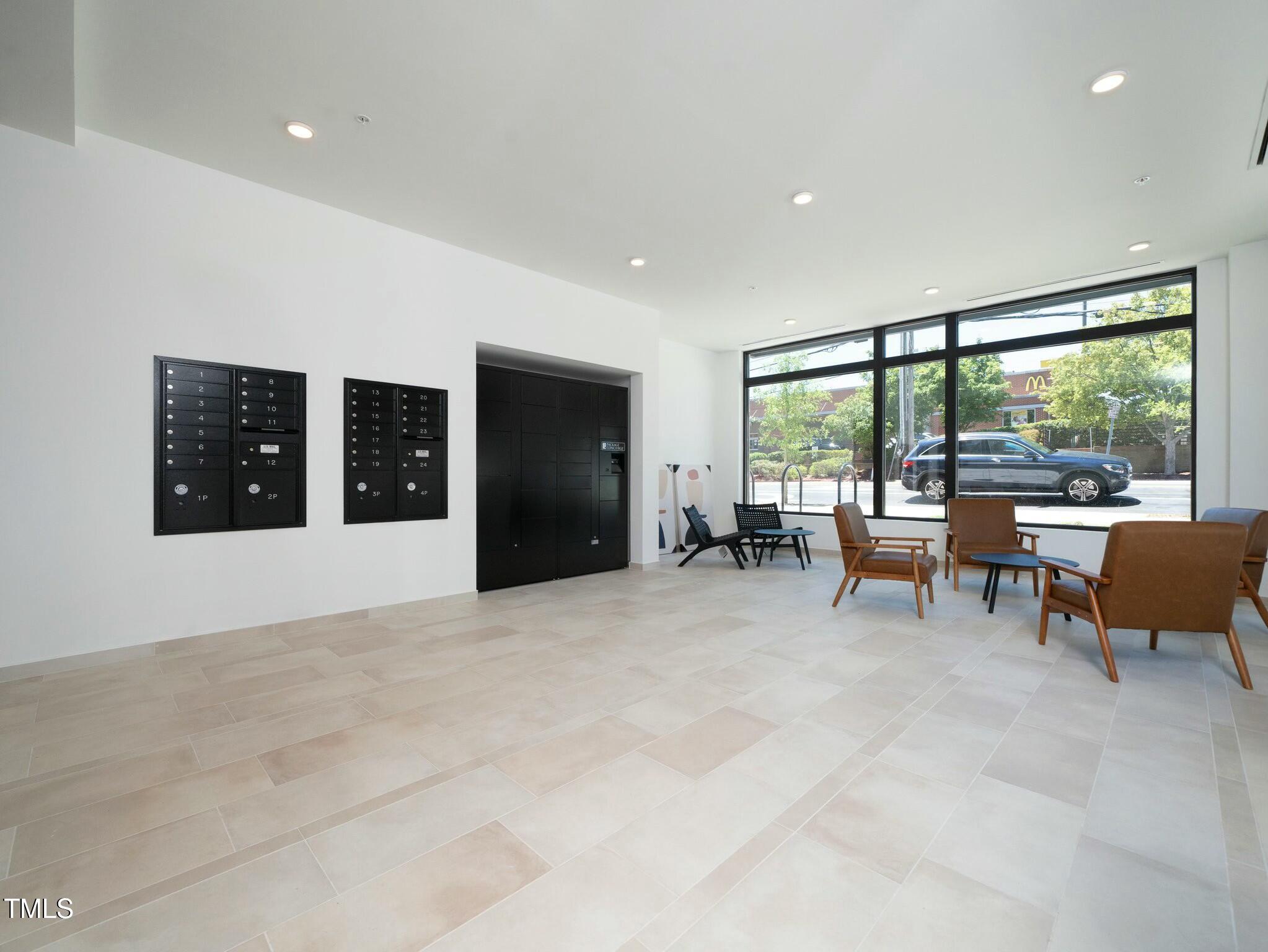 615 W Peace Street 304