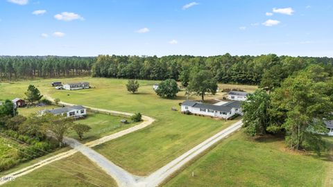 8056 Concord Church Road Autryville NC 28318