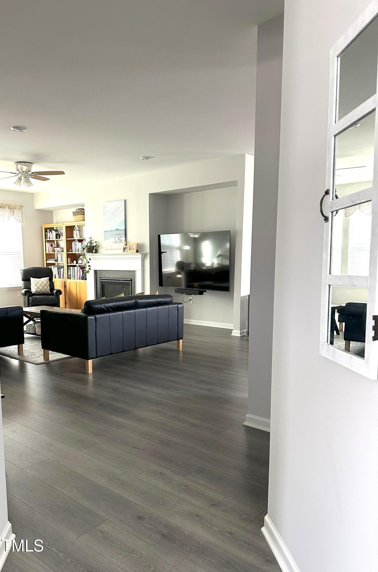 7125 Crested Iris Place