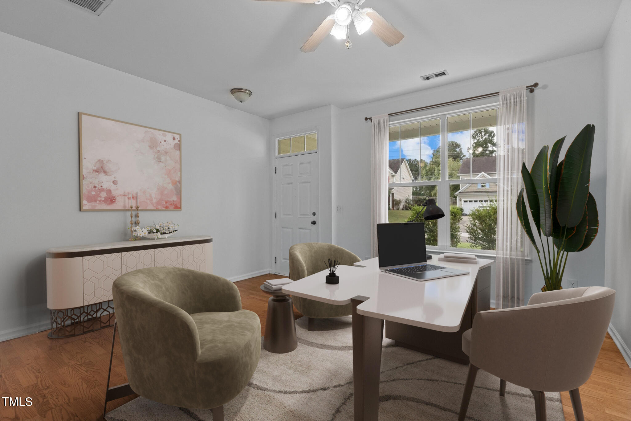 2112 Queensway Court